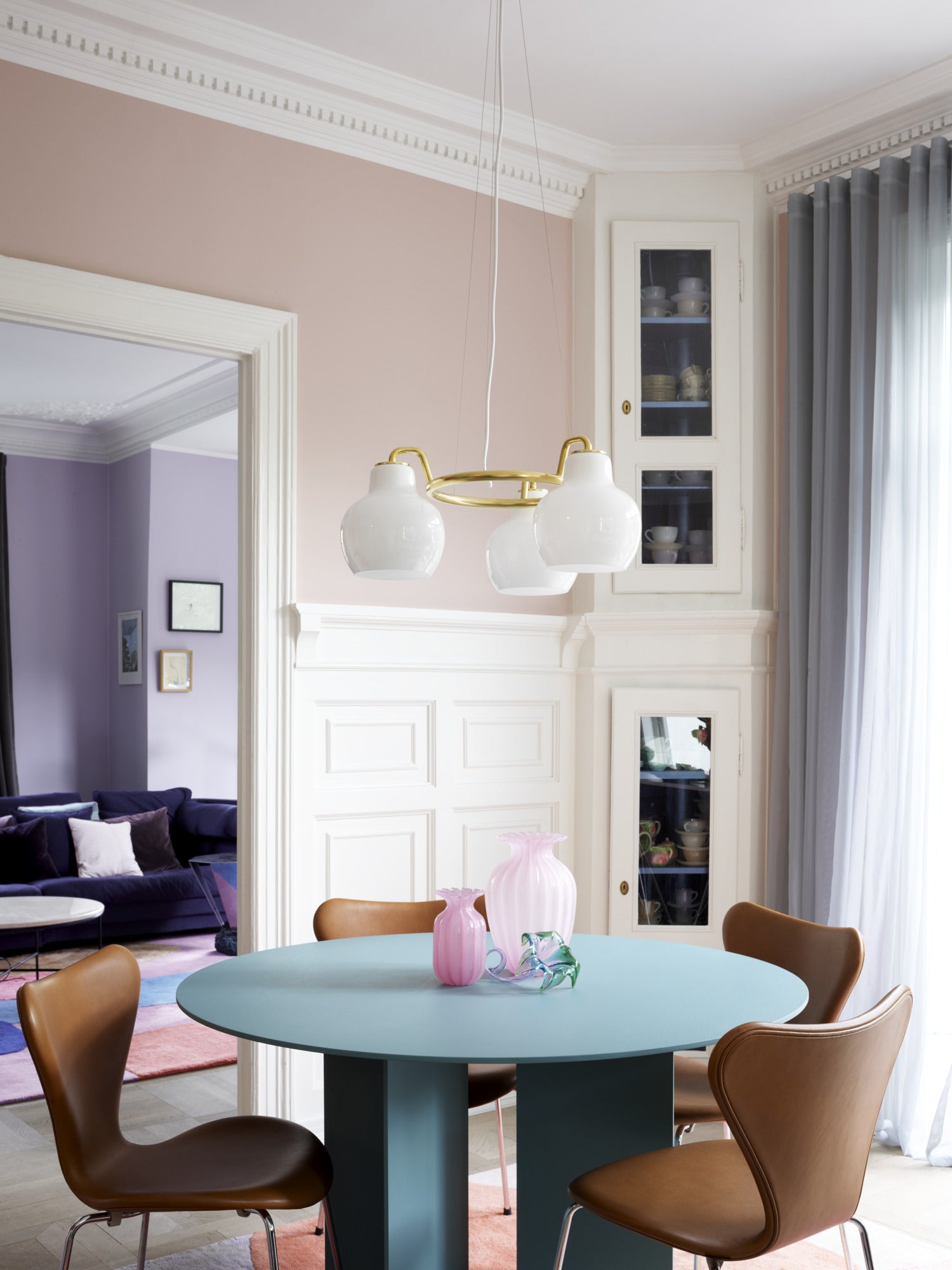 VL RING CROWN chandelier white with brass finish