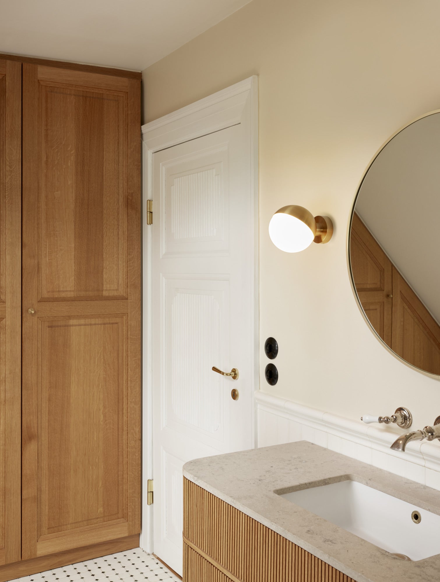 Kinkiet VL STUDIO mosiężny