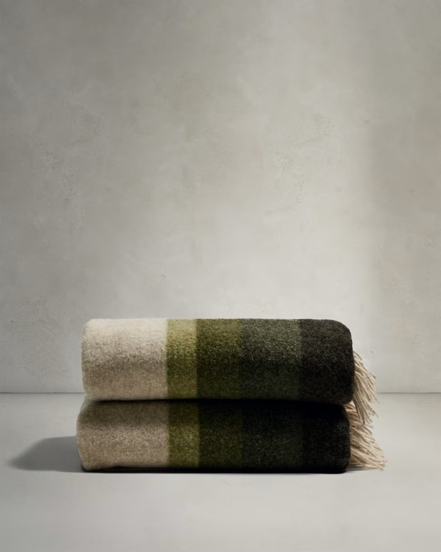 Wool rug VORENI beige with green