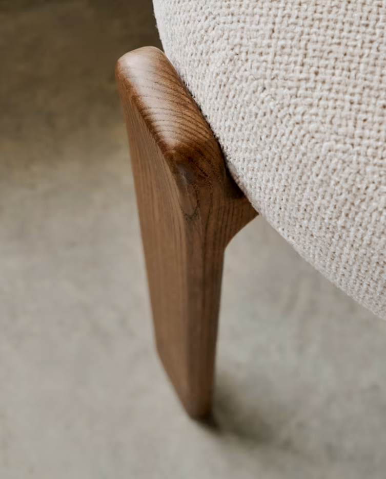 GRANITE chair in beige chenille with a dark ash base