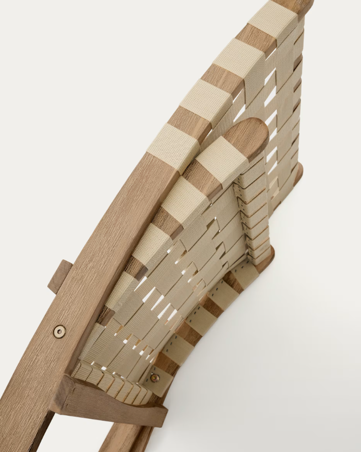 Folding chair of Chabeli Lovely Akacja Wood with a creamy finish