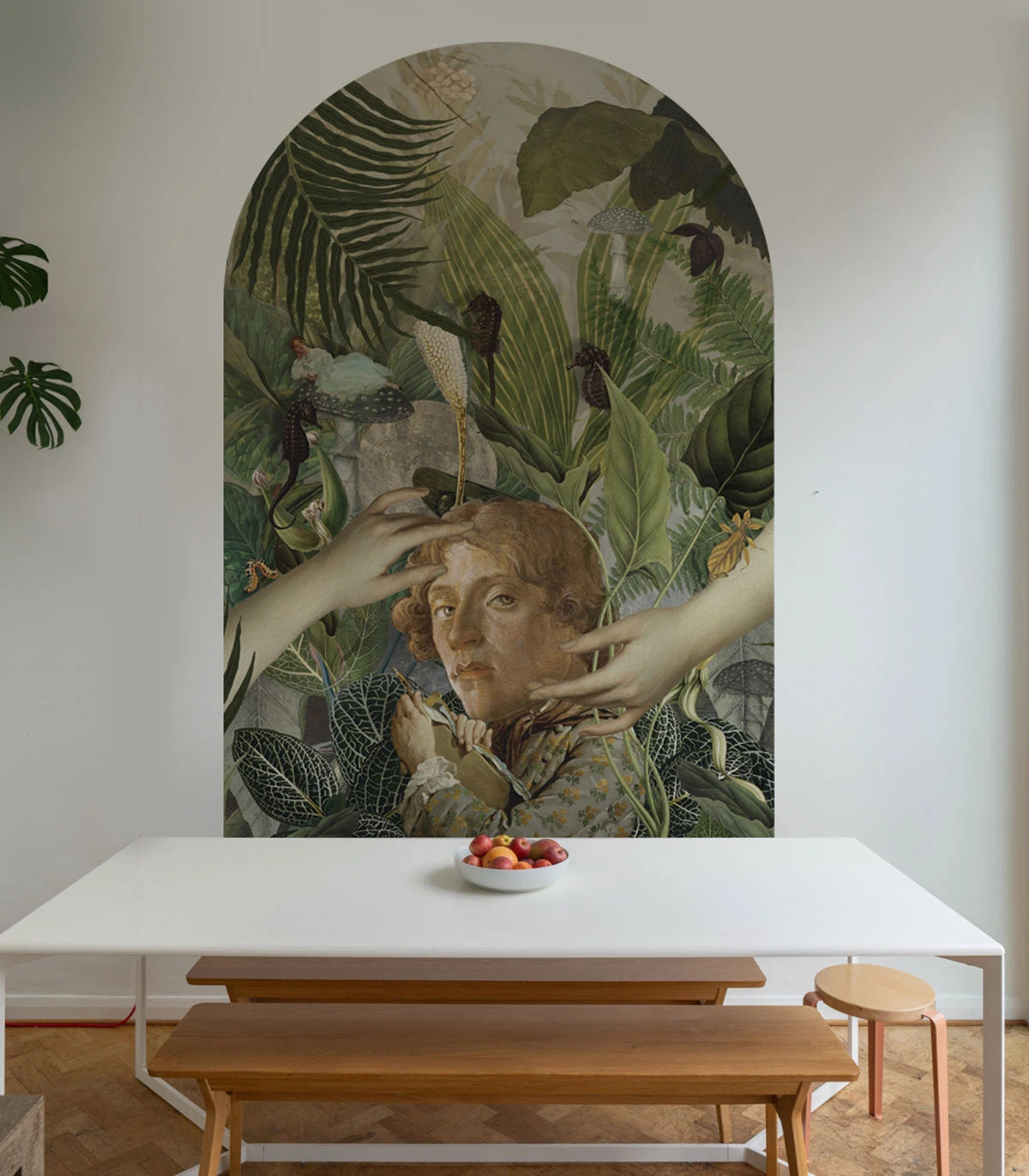 Non-woven arch-shaped mural GREEN MAN green