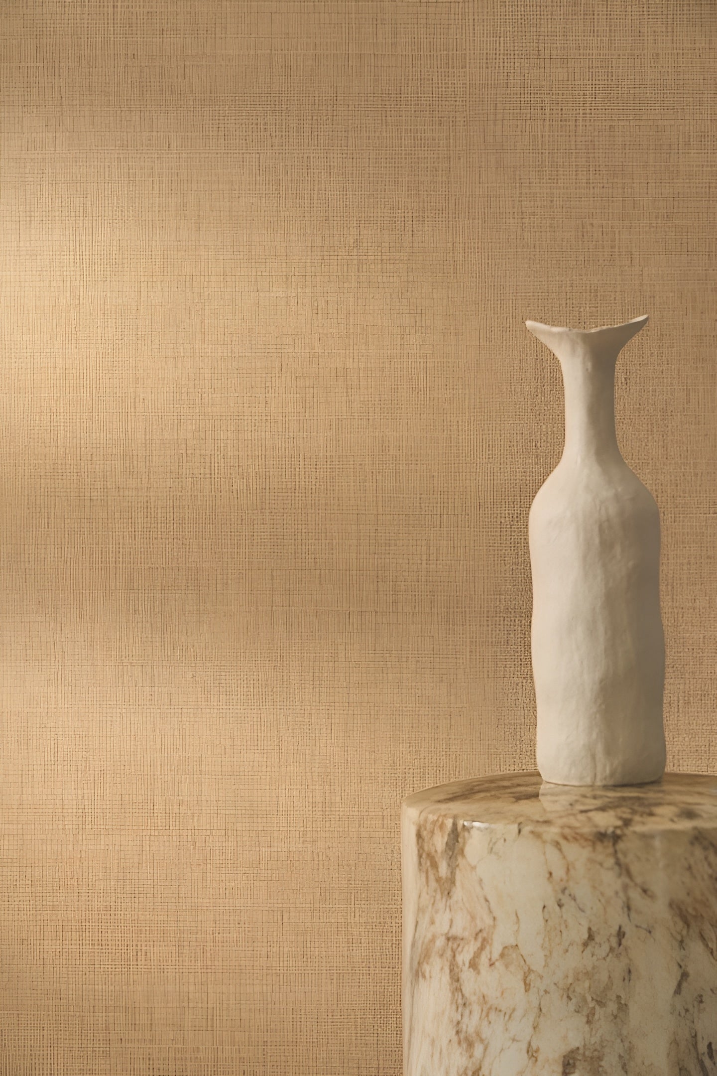 Tapeta teksturowana FIBRA - CAMEL ciemnobeżowy