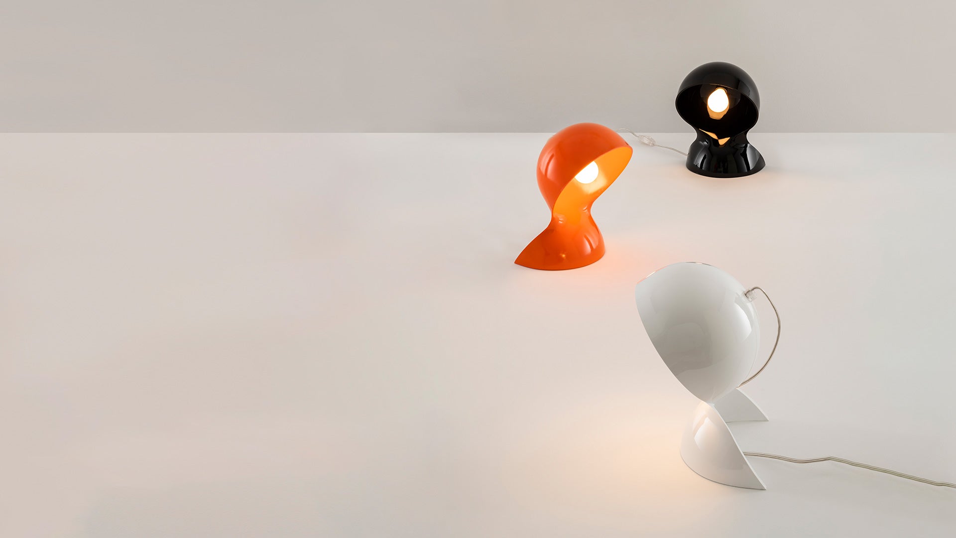 DALÙ Orange Table Lamp