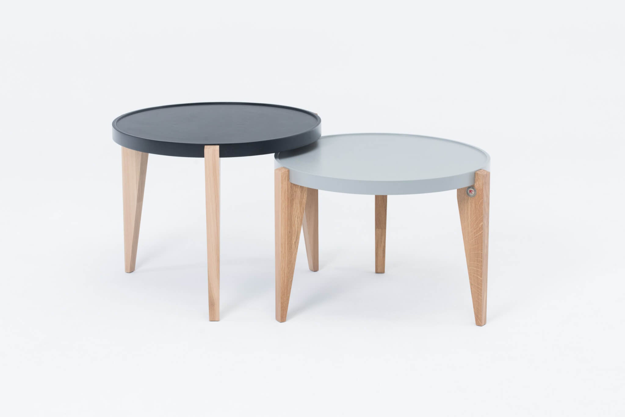 Tisch BONTRI graue Platte mit Holzuntergestell