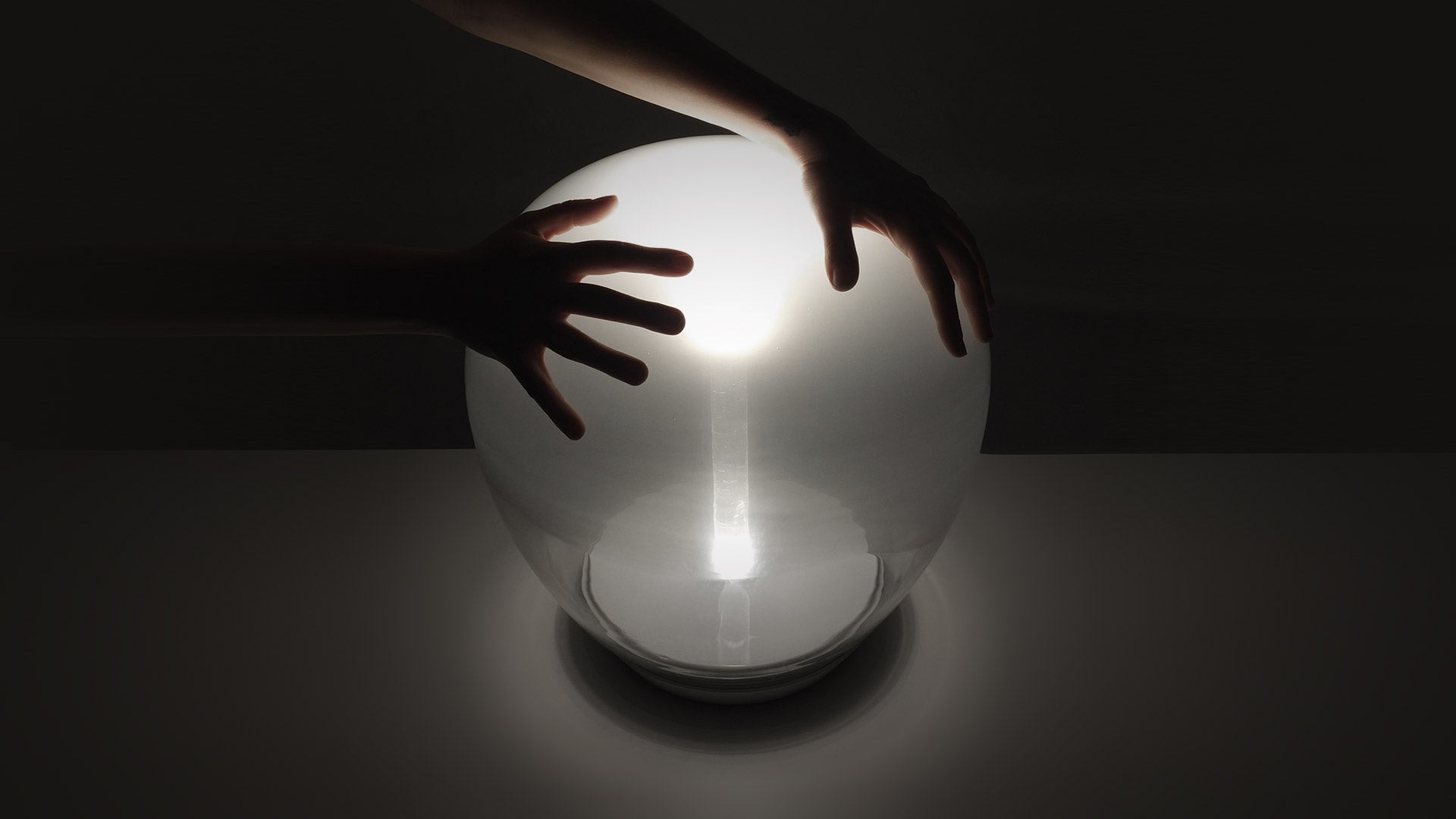 EMPATIA Table Lamp Blown Glass