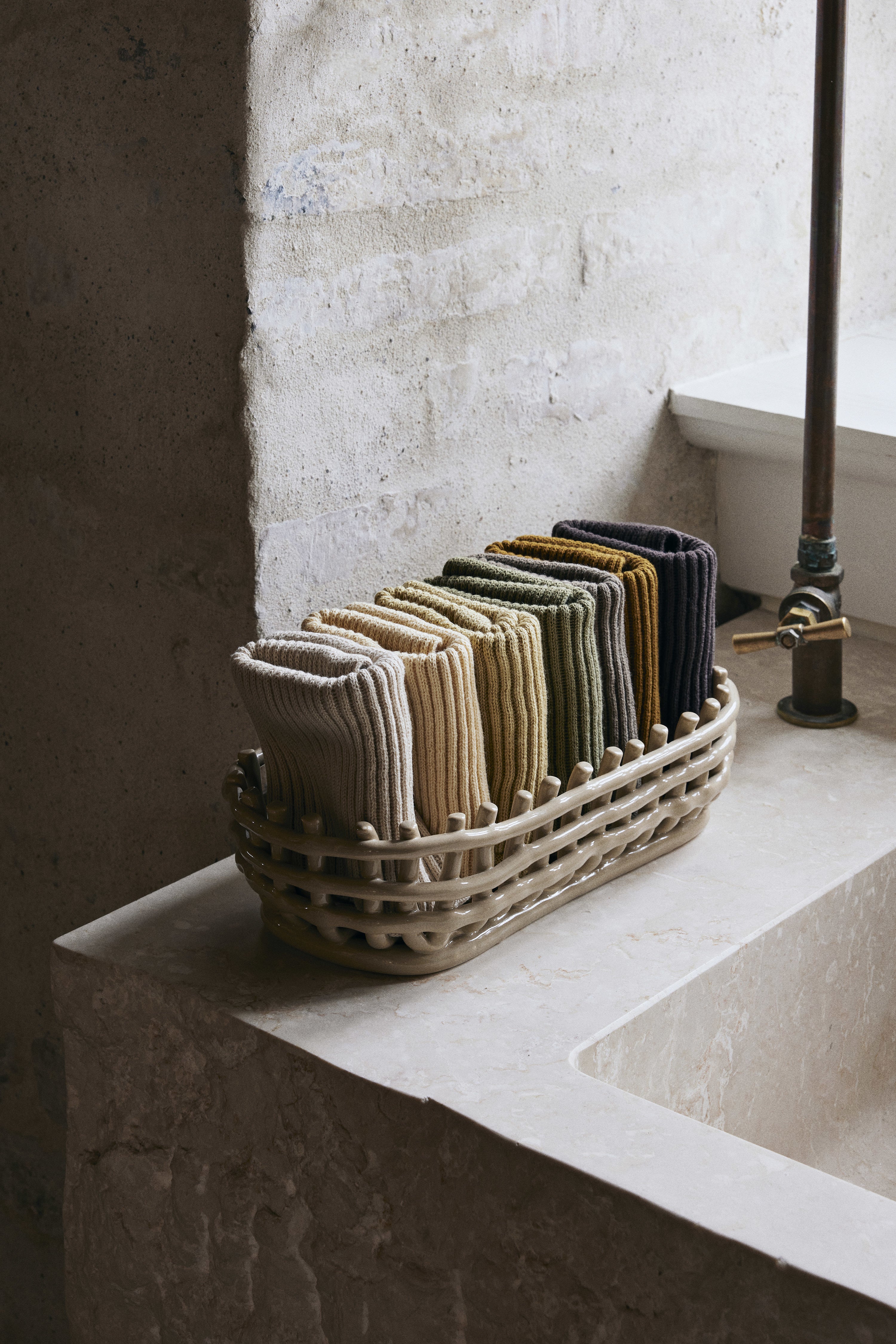 Basket CERAMIC BASKET OVAL beige