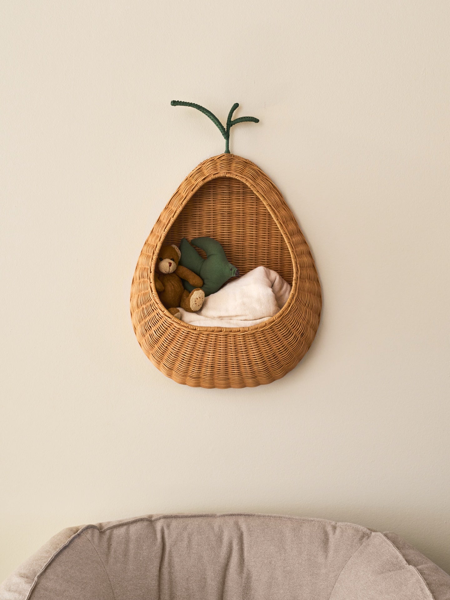 Hanging basket PEAR rattan