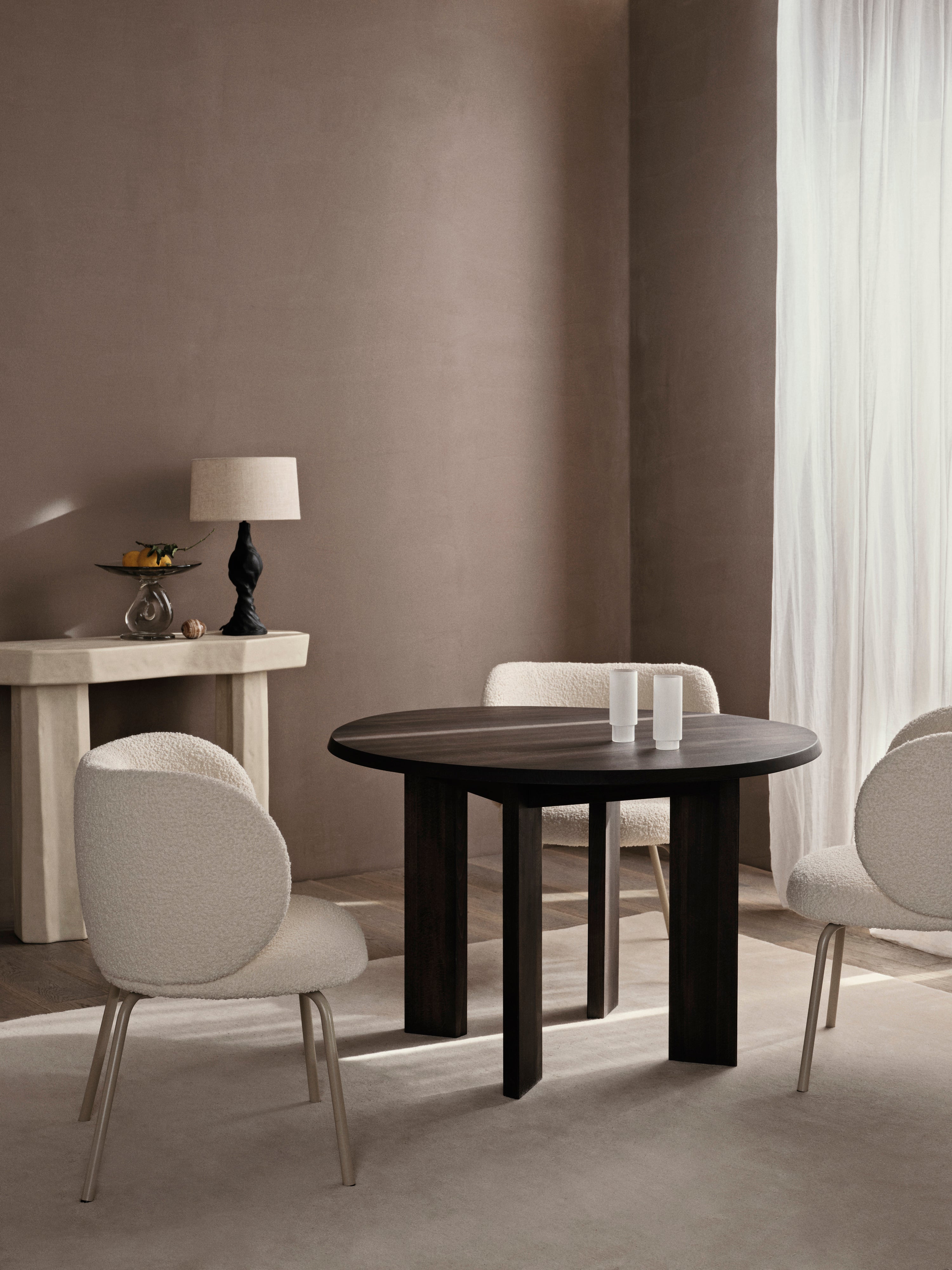 MOLTAN black table lamp base