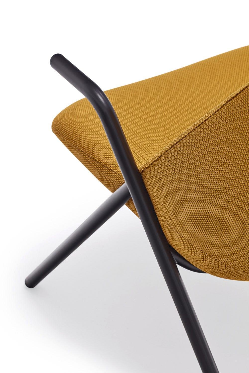 Fotel DINS musztardowy Teulat Eye on Design
