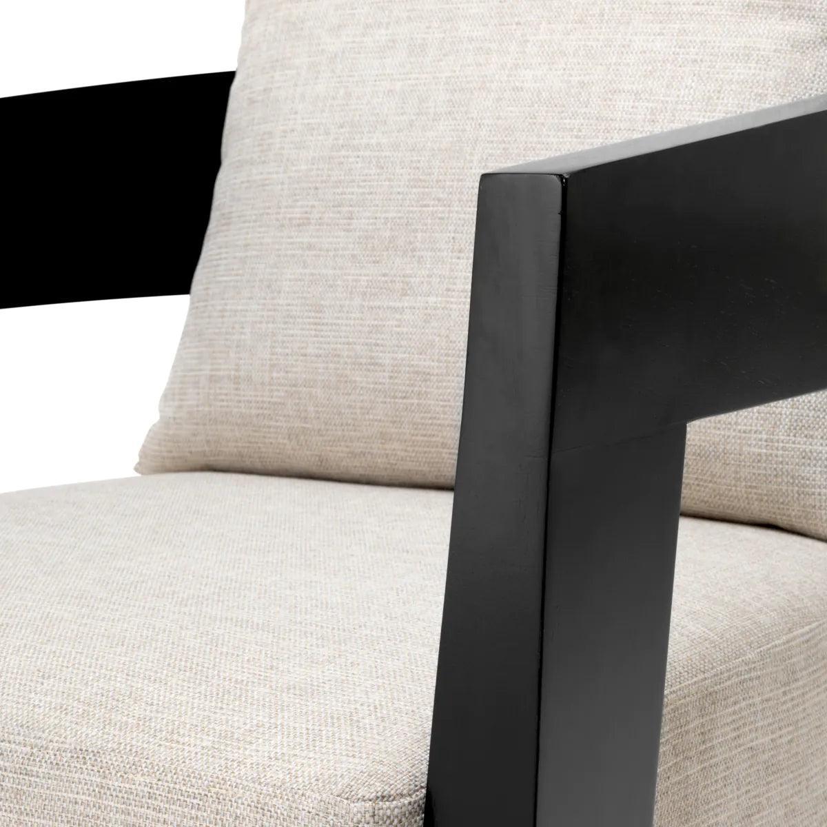 Fotel RUBAUTELLI kremowy z czarną podstawą Eichholtz Eye on Design