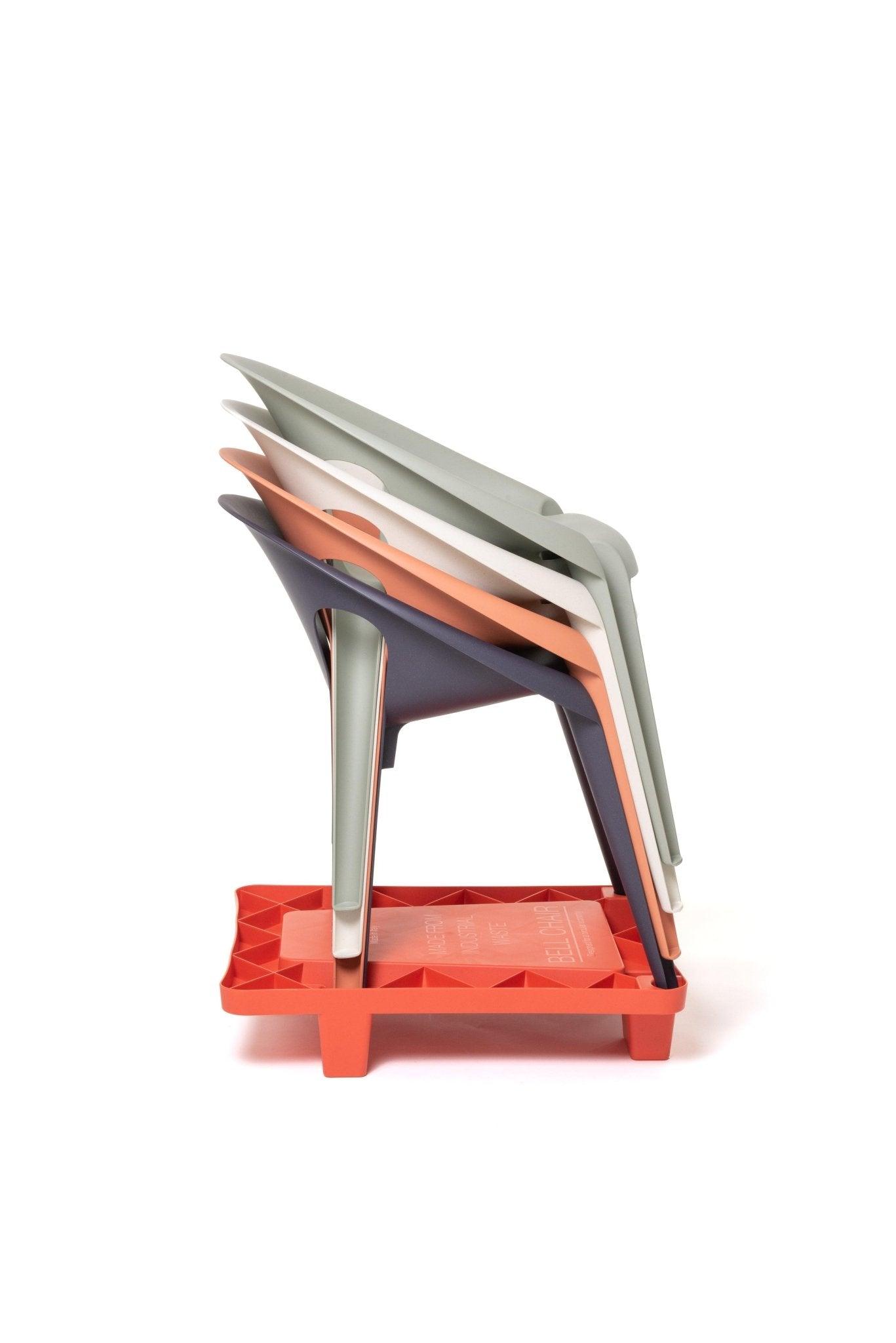 Krzesło BELL CHAIR antracytowy Magis Eye on Design