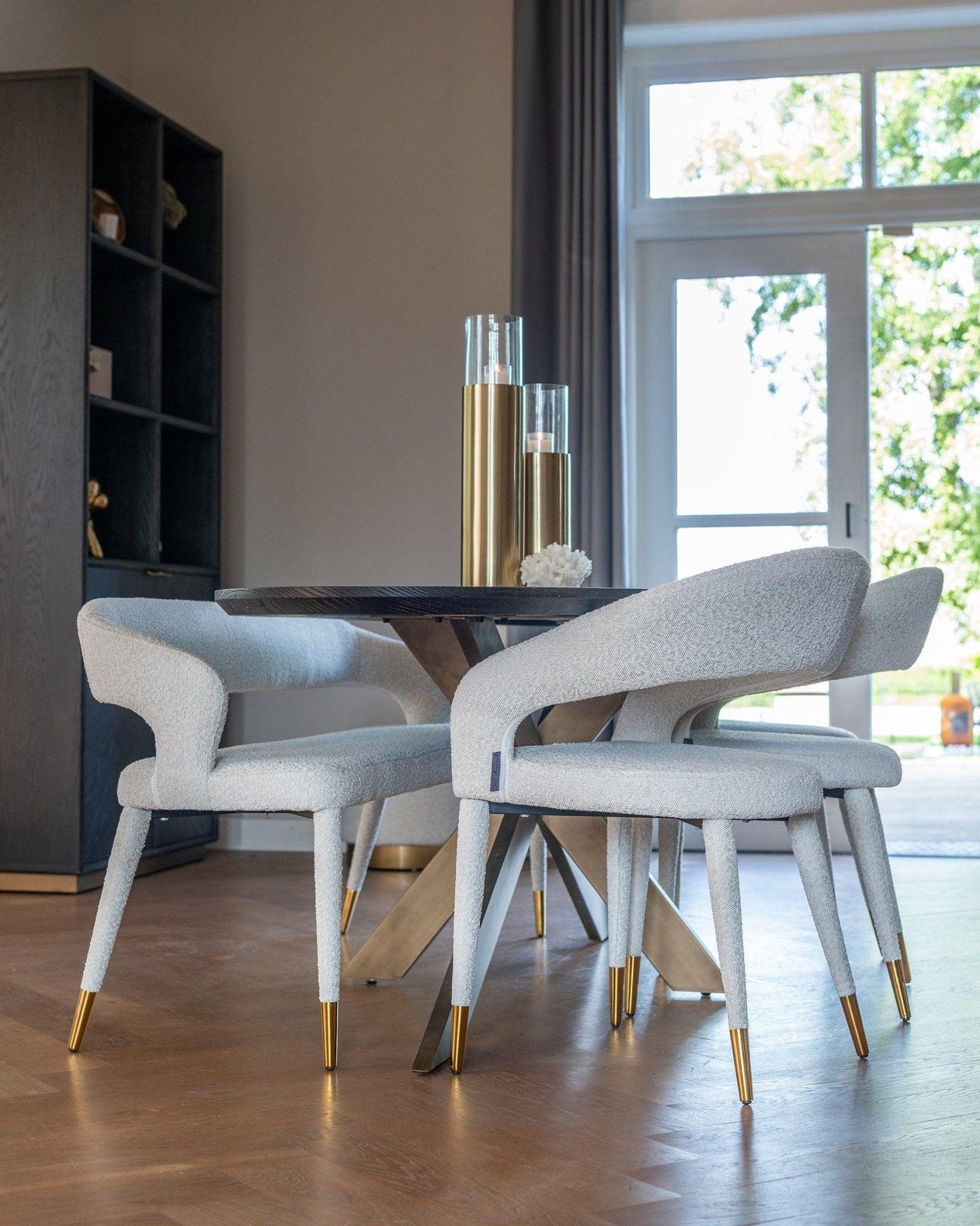 Krzesło GIA beżowy Richmond Interiors Eye on Design