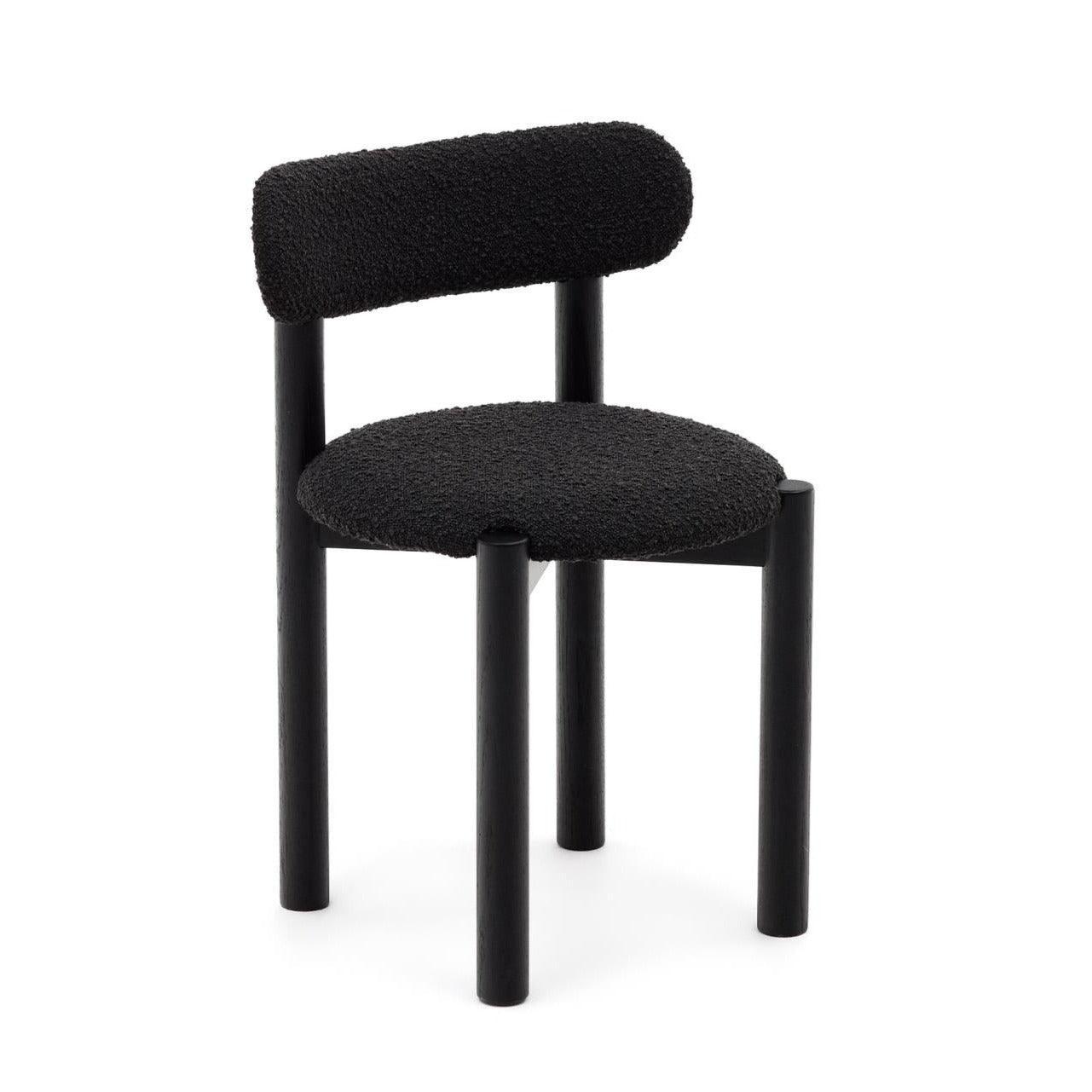 Krzesło NEBAI czarny boucle La Forma Eye on Design