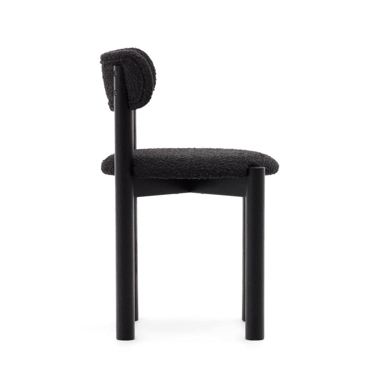 Krzesło NEBAI czarny boucle La Forma Eye on Design