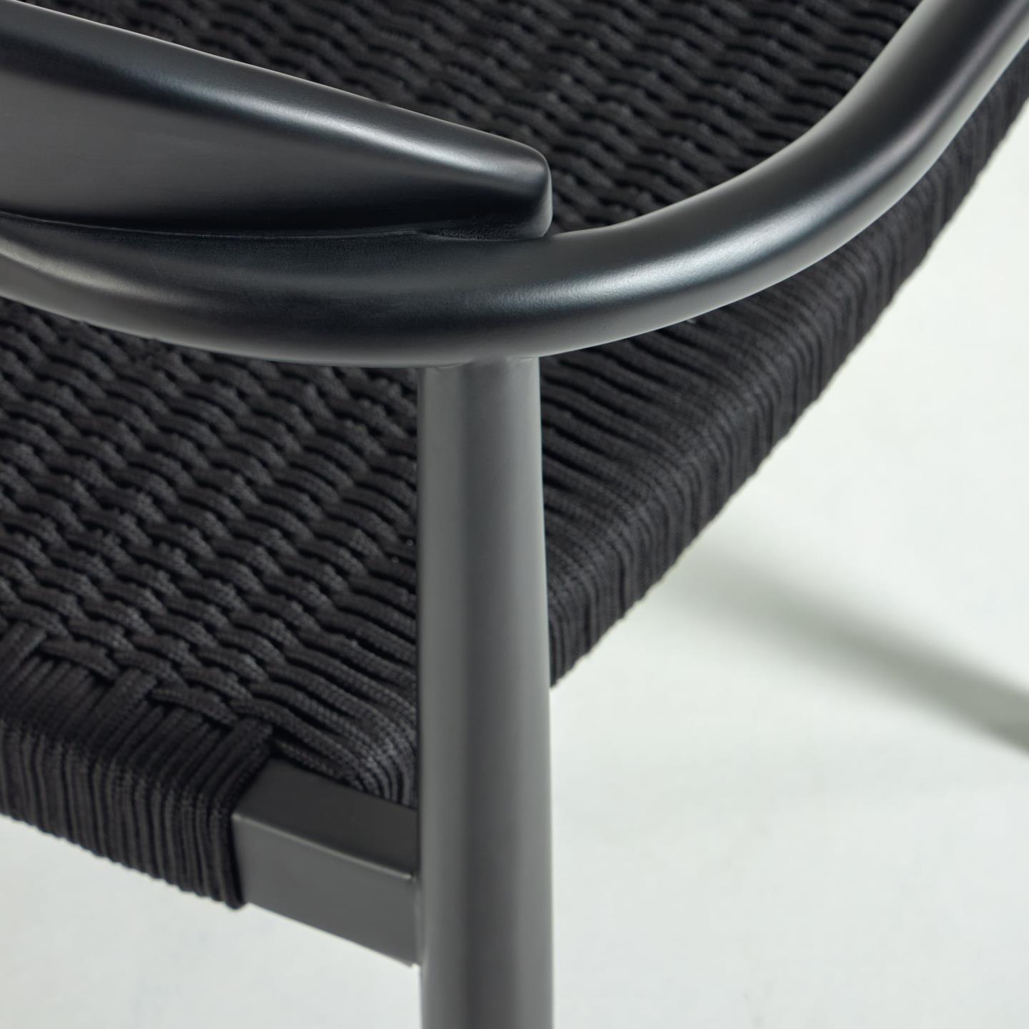 Krzesło NINA czarne drewno akacjowe La Forma Eye on Design