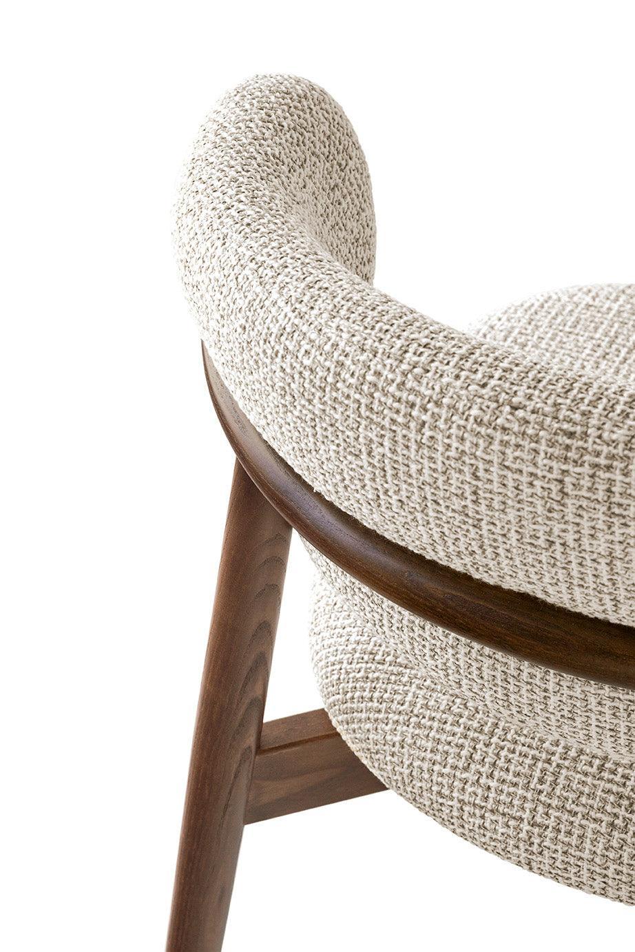 Krzesło OLEANDRO boucle beżowy z drewnianą podstawą Calligaris Eye on Design
