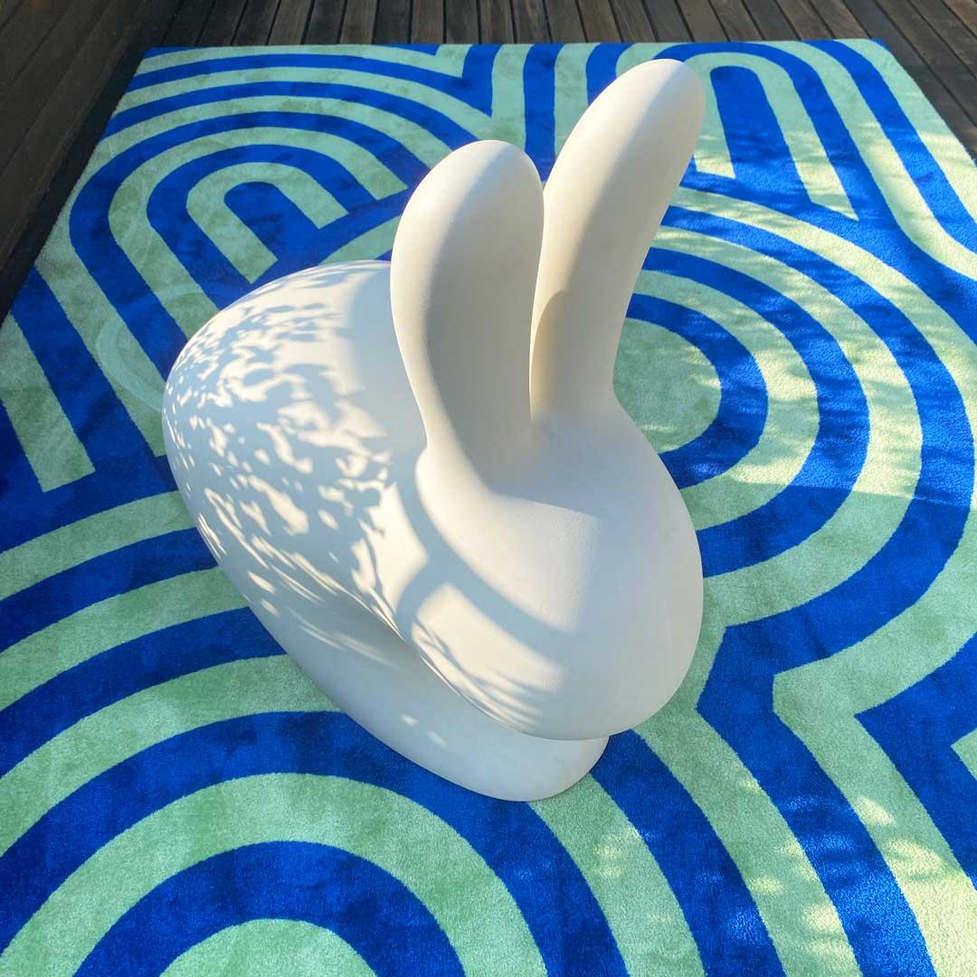 Krzesło RABBIT biały Qeeboo Eye on Design
