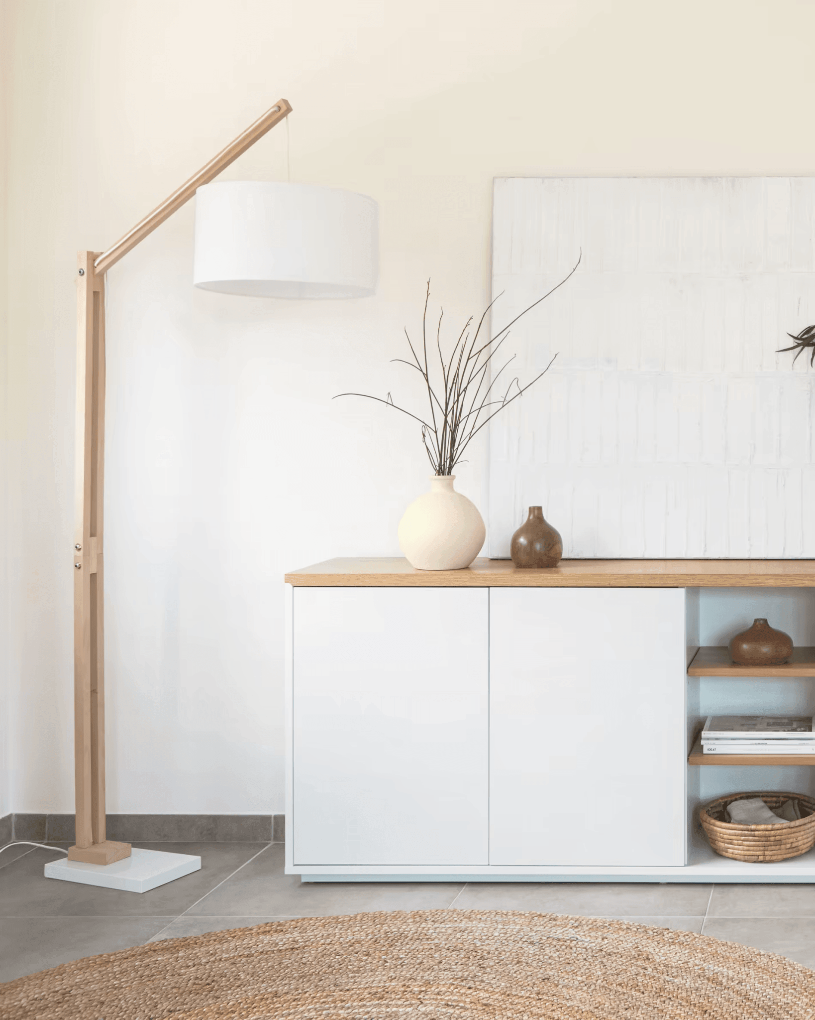 Lampa podłogowa RIAZ lite drewno bukowe La Forma Eye on Design