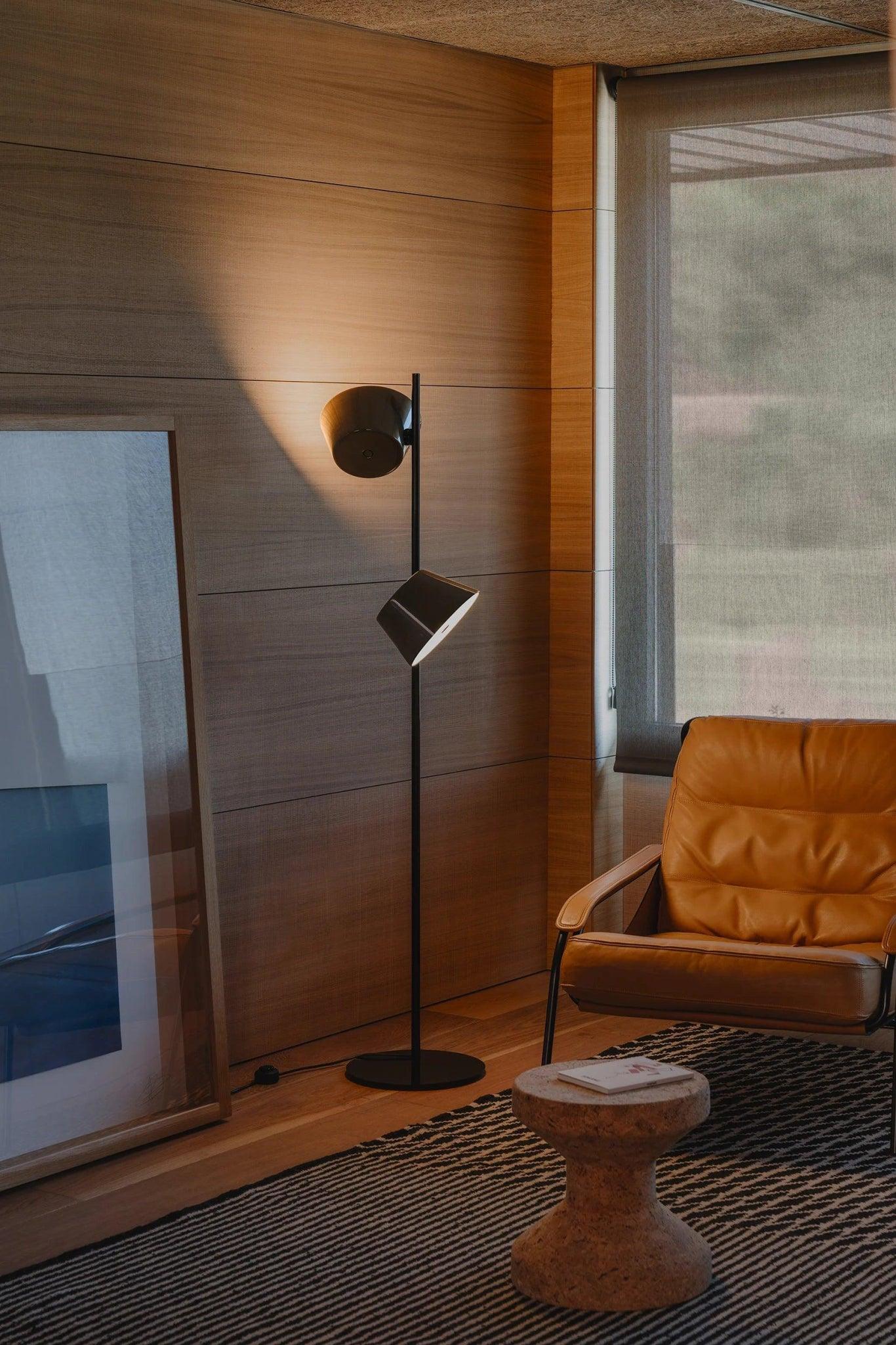 Lampa podłogowa TAM TAM biały Marset Eye on Design