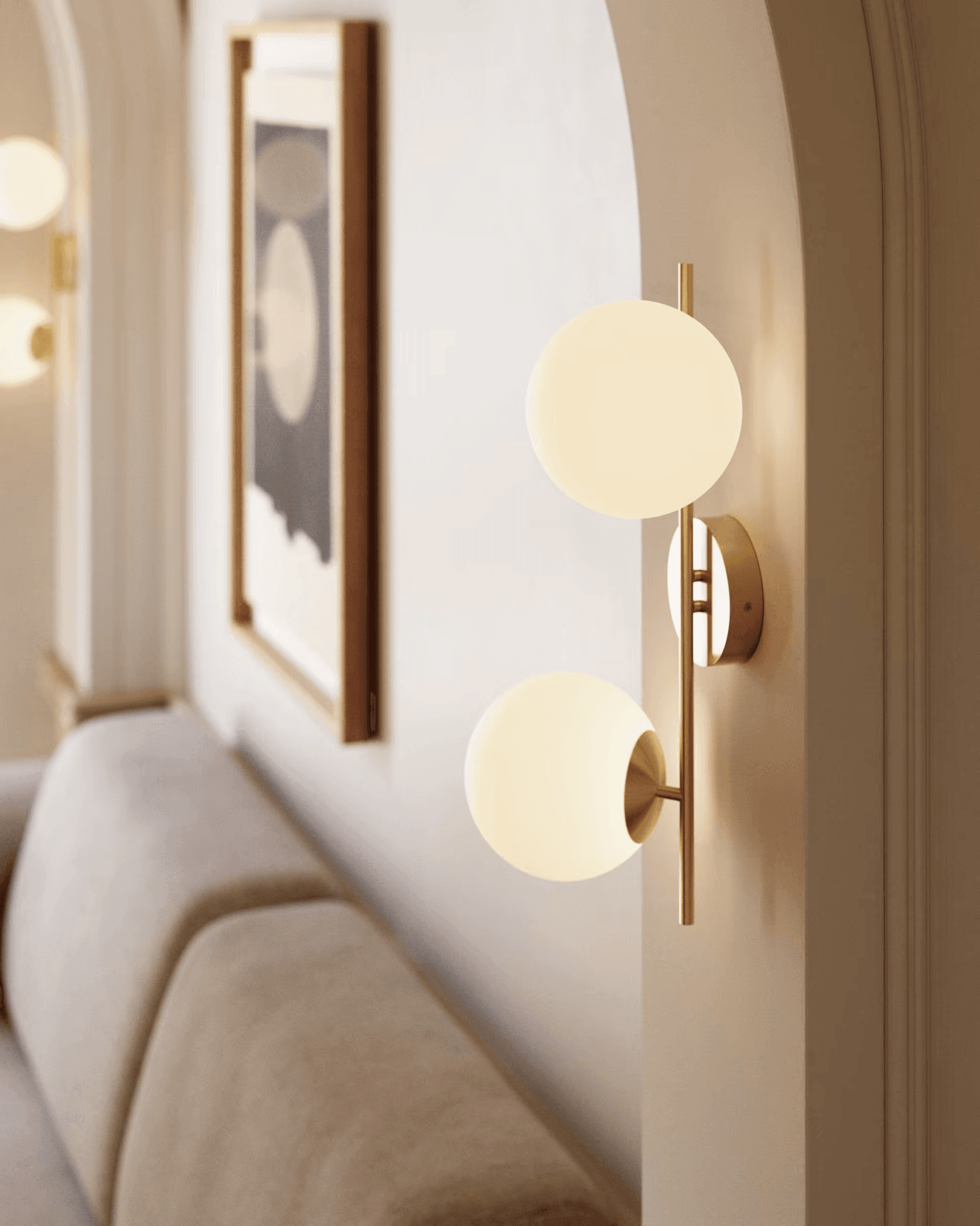 Lampa ścienna podwójna MAHALA mosiężny La Forma Eye on Design