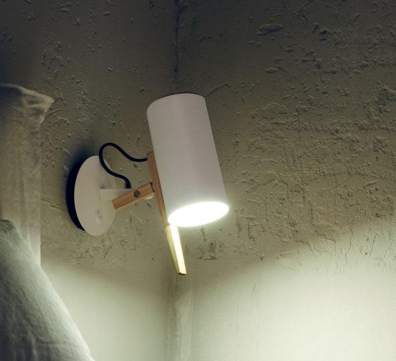 Lampa ścienna SCANTLING czarny Marset Eye on Design