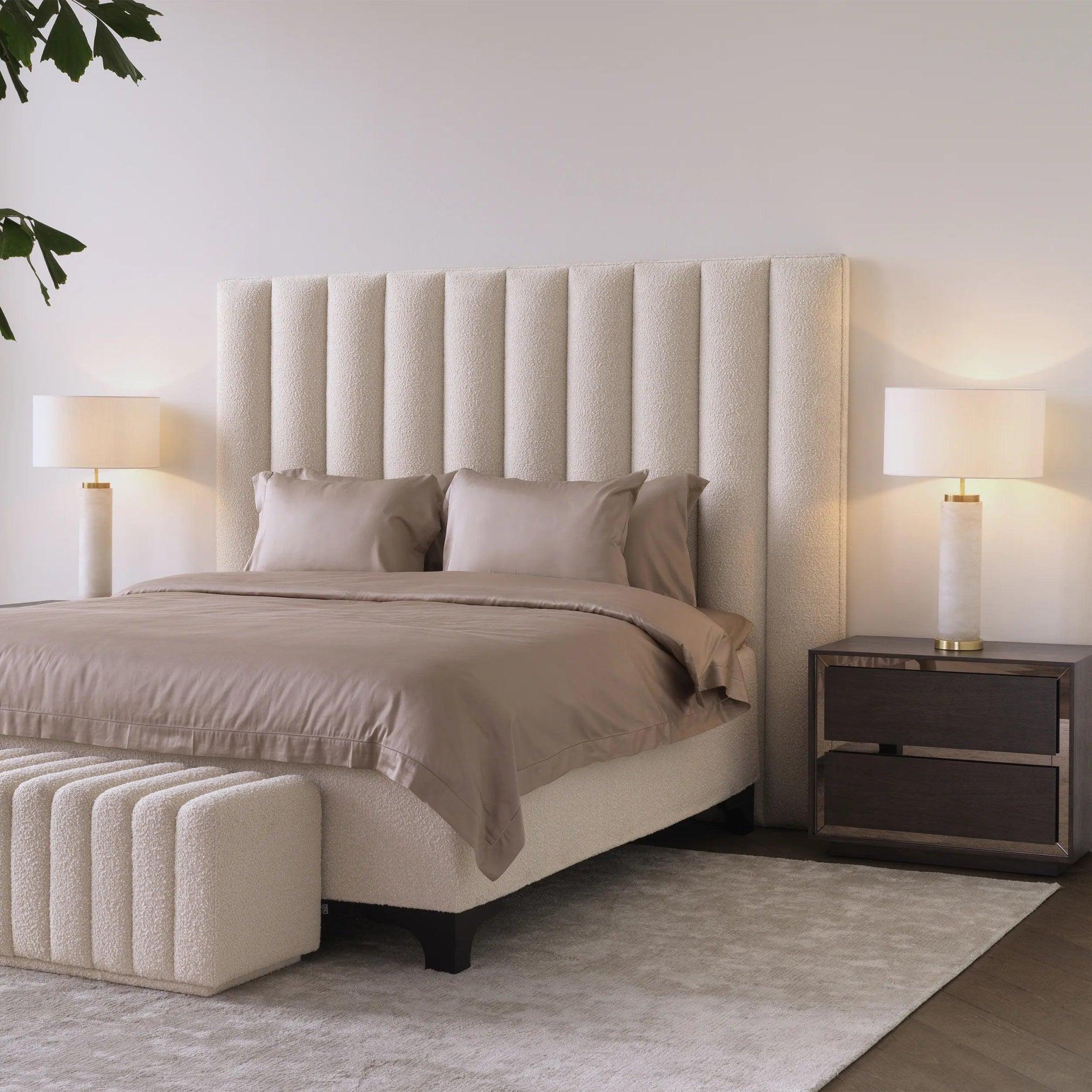 Lampa stołowa LXRY alabaster Eichholtz Eye on Design