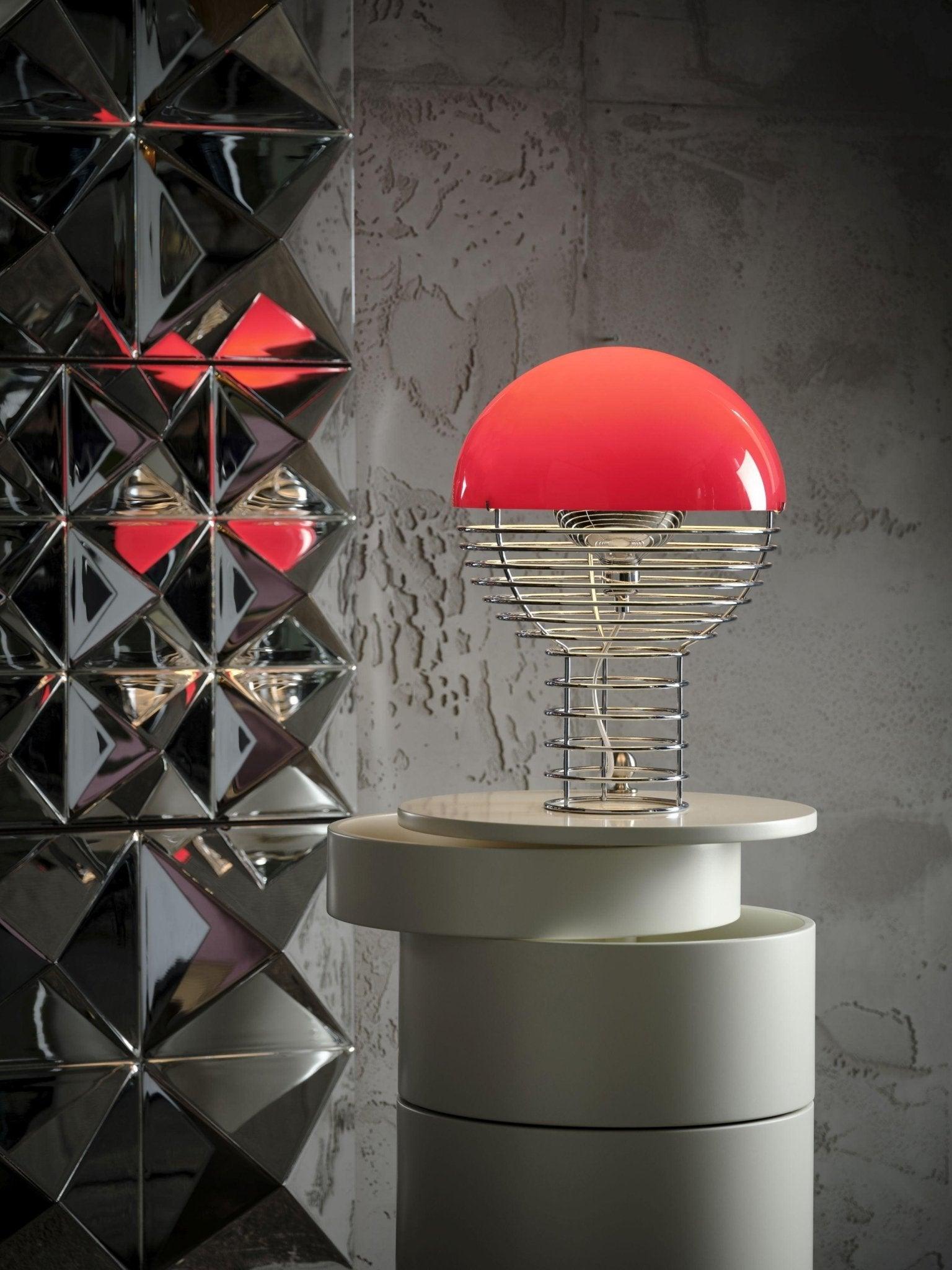Lampa stołowa WIRE czerwony Verpan Eye on Design