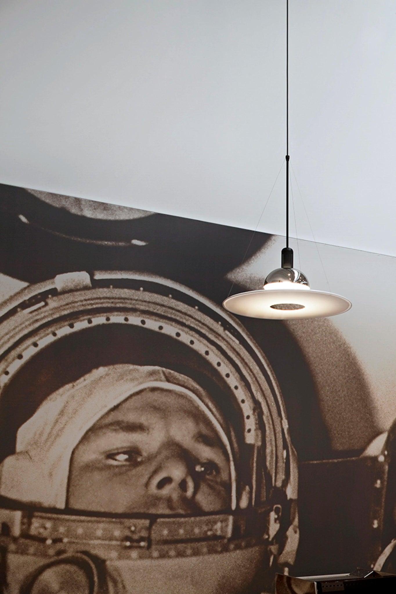 Lampa wisząca FRISBI czarny Flos Eye on Design