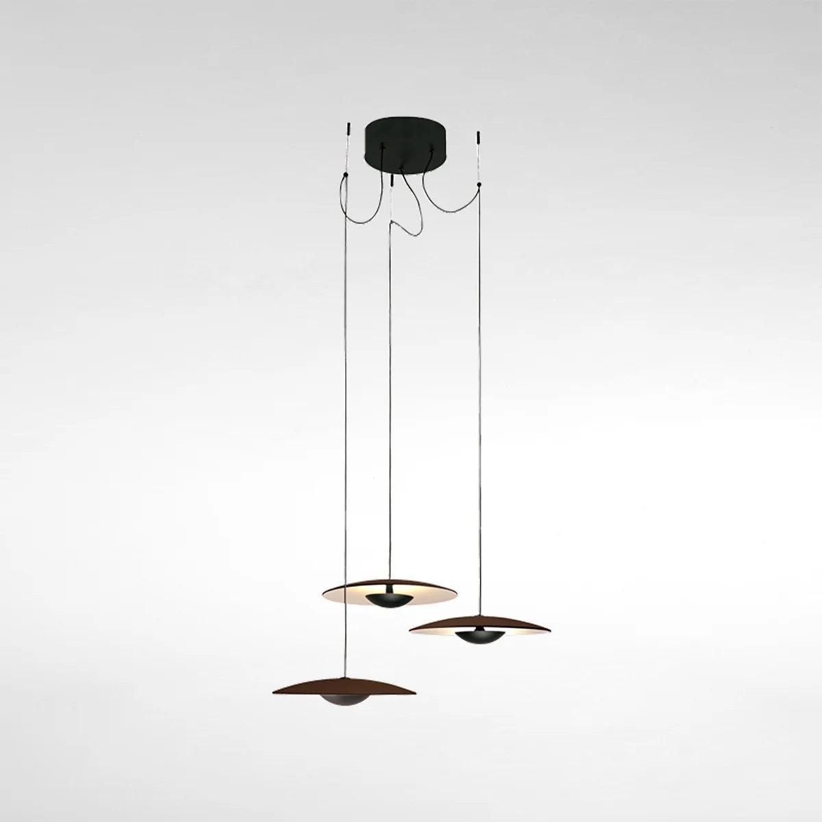Lampa wisząca GINGER mosiężny z białym wykończeniem Marset Eye on Design
