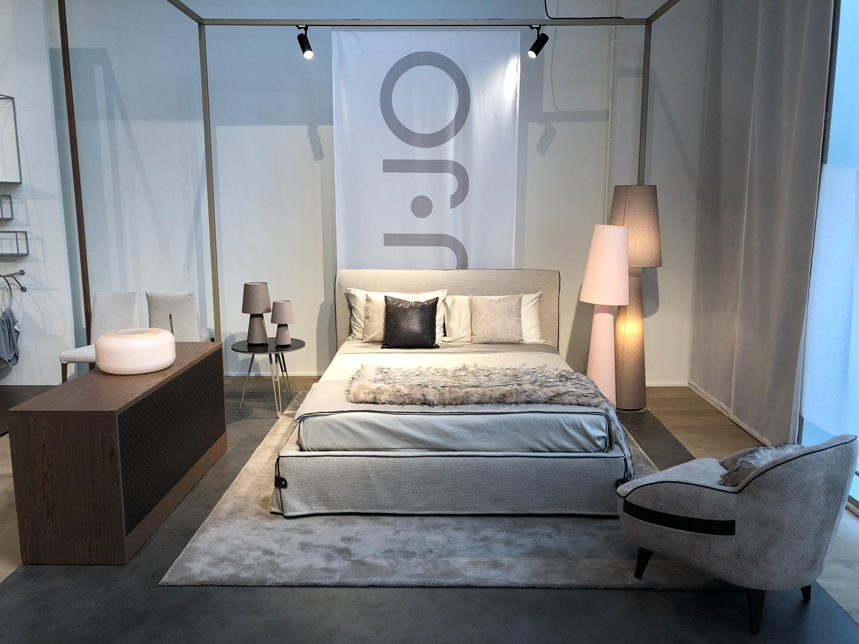 Łóżko BOTTON UP beżowy Liu Jo Living Eye on Design