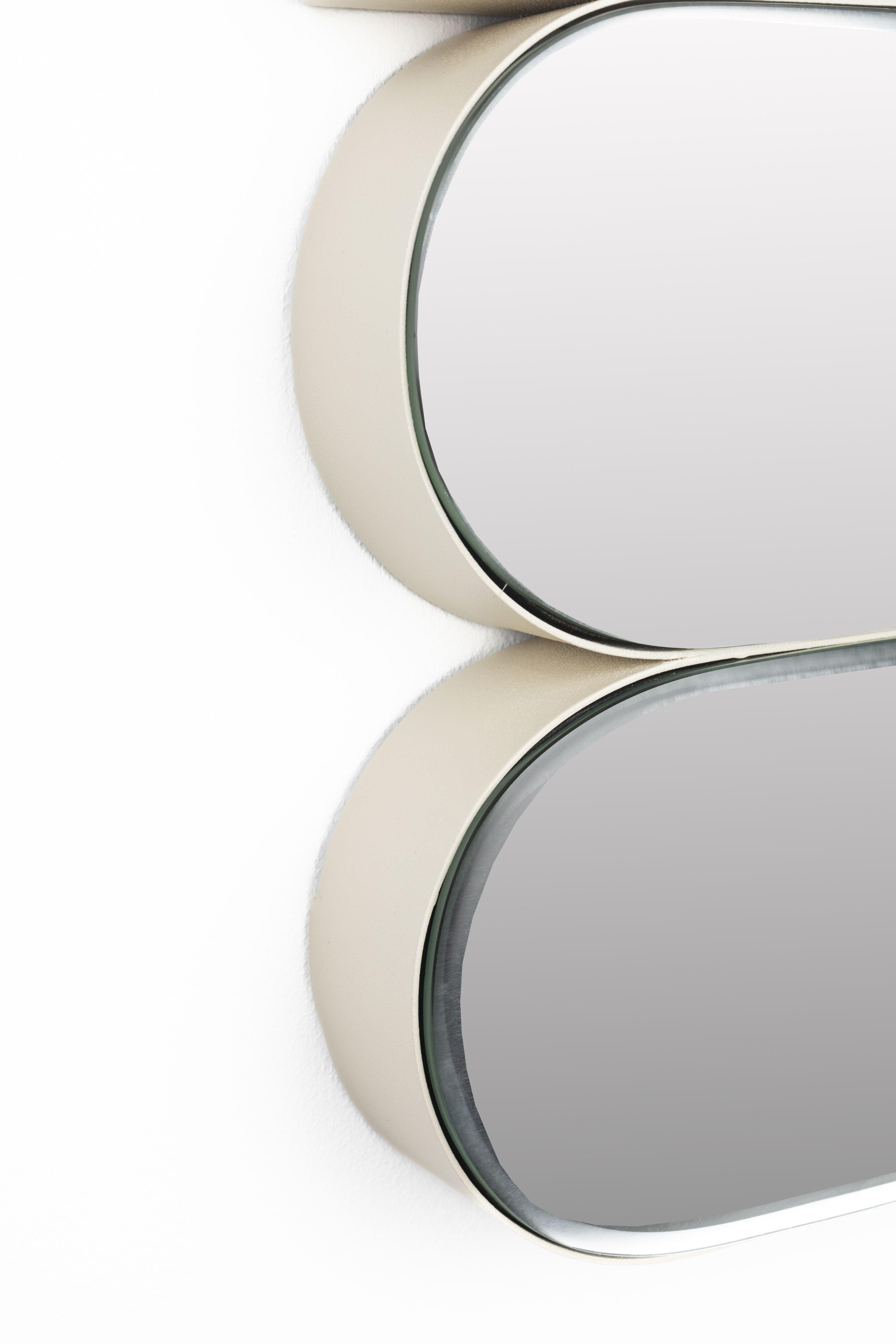 Lustro GLAMOUR beżowy Zuiver Eye on Design