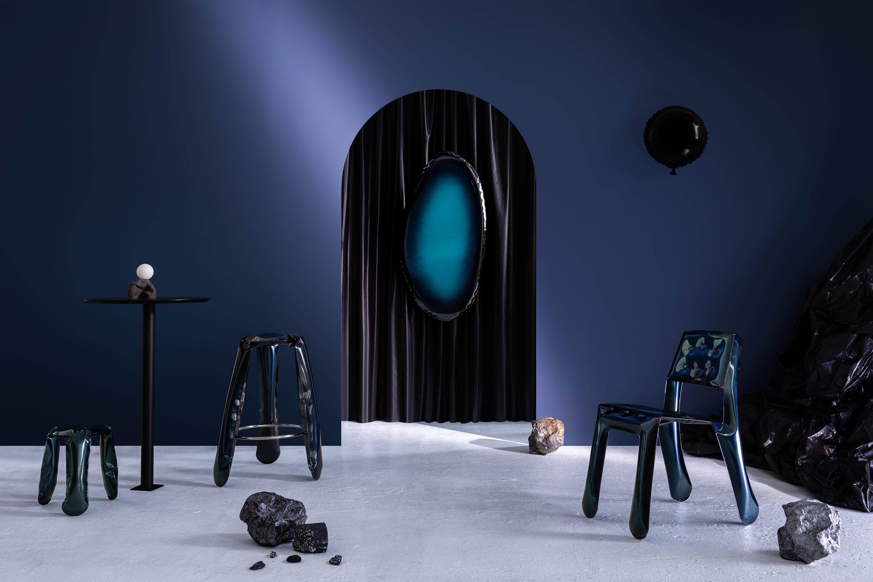 Lustro TAFLA O gradient kosmiczny błękit Zieta Studio Eye on Design