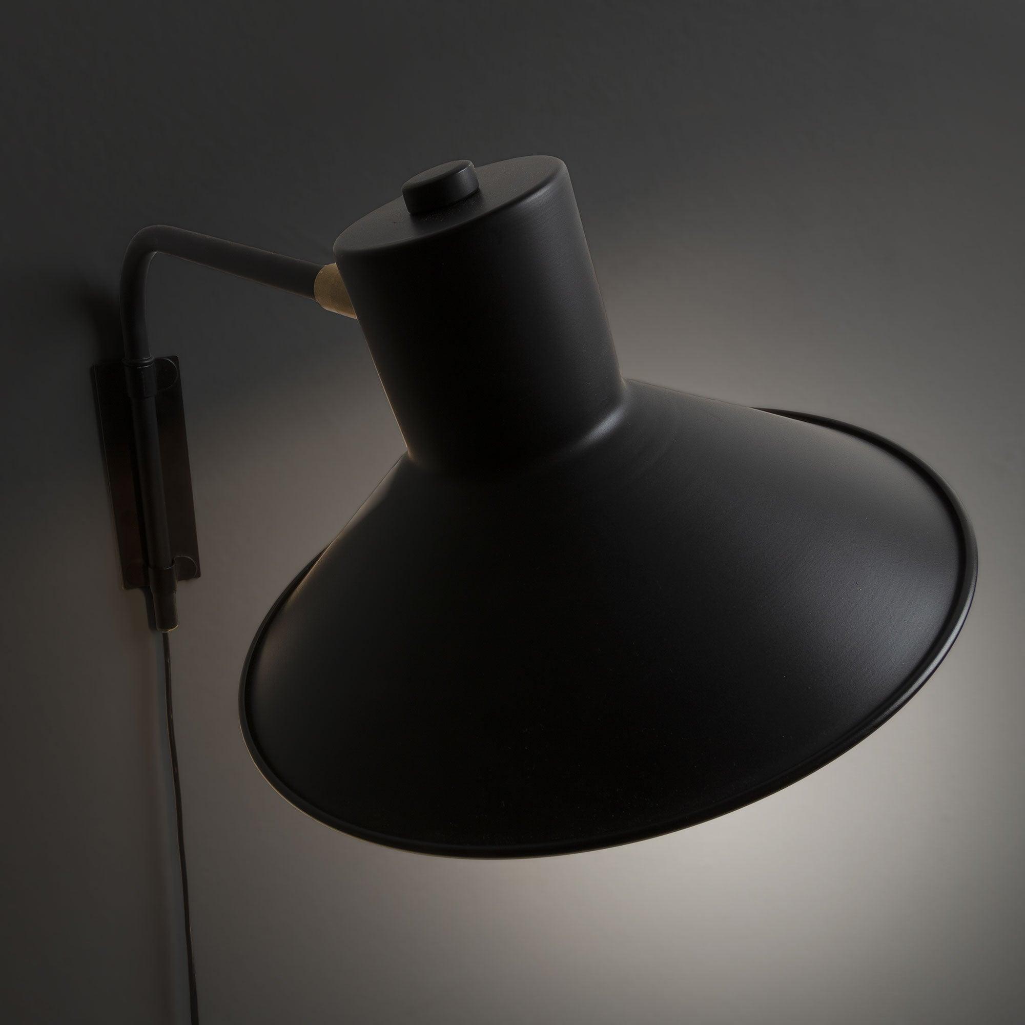Mała lampa ścienna ARIA czarny La Forma Eye on Design