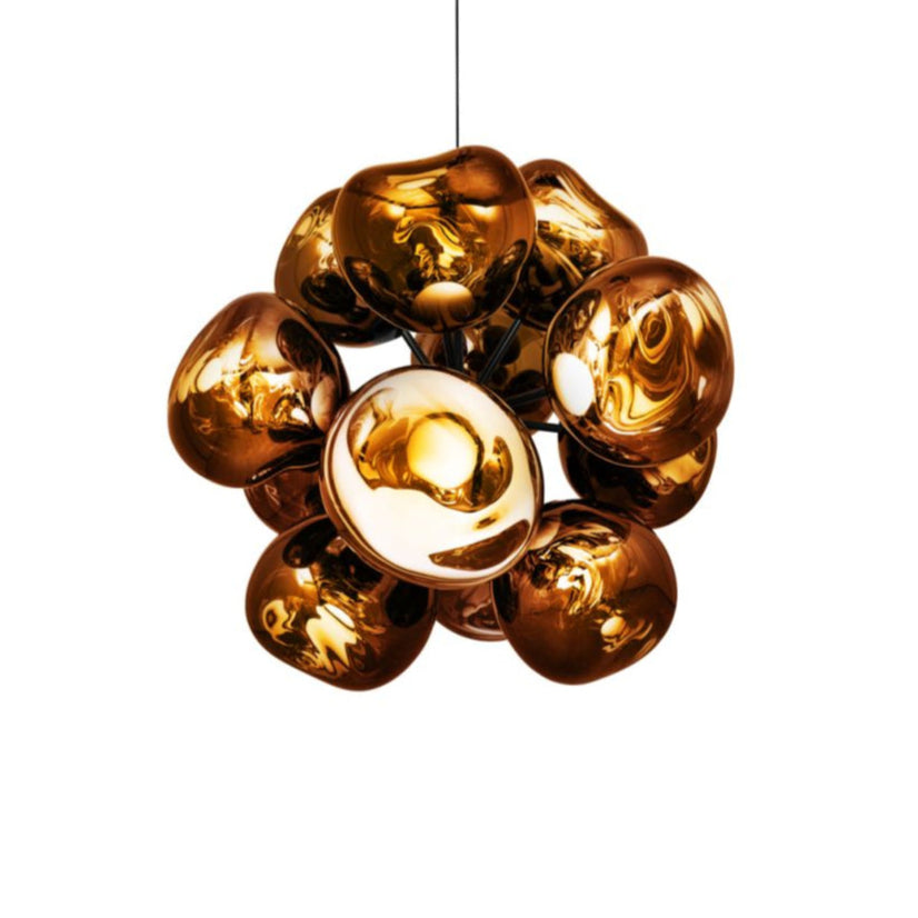 Kronleuchter schmelzen golden ausgebrochen