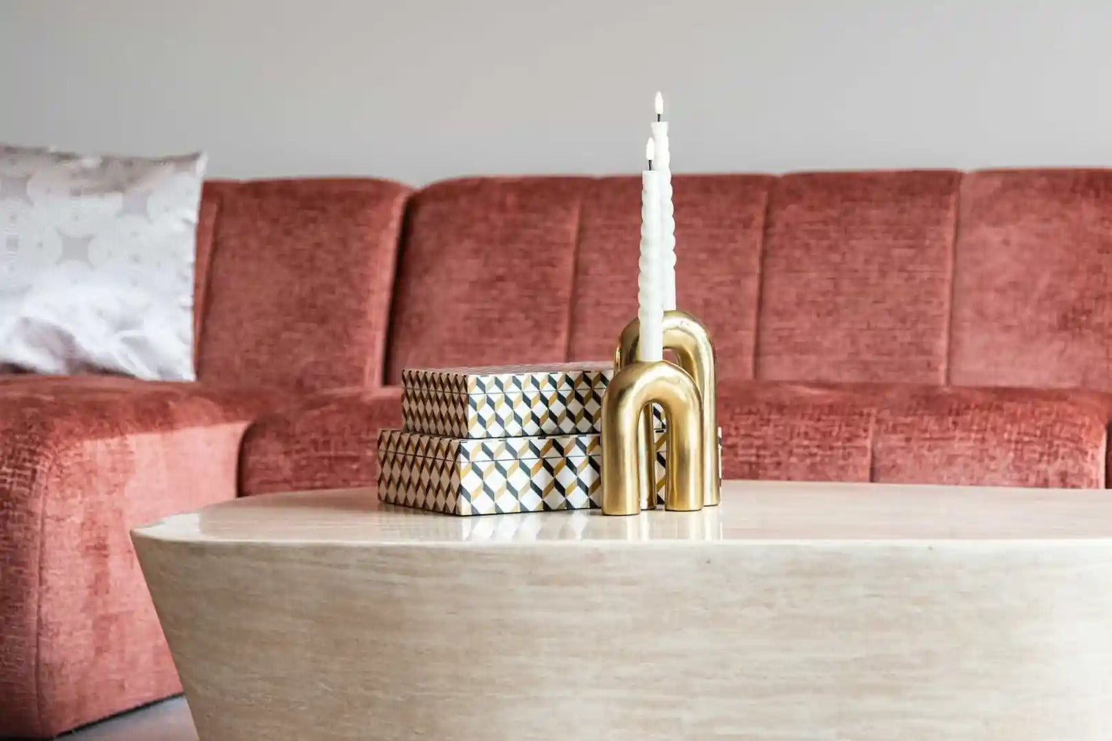 Beiger Couchtisch FICTUS