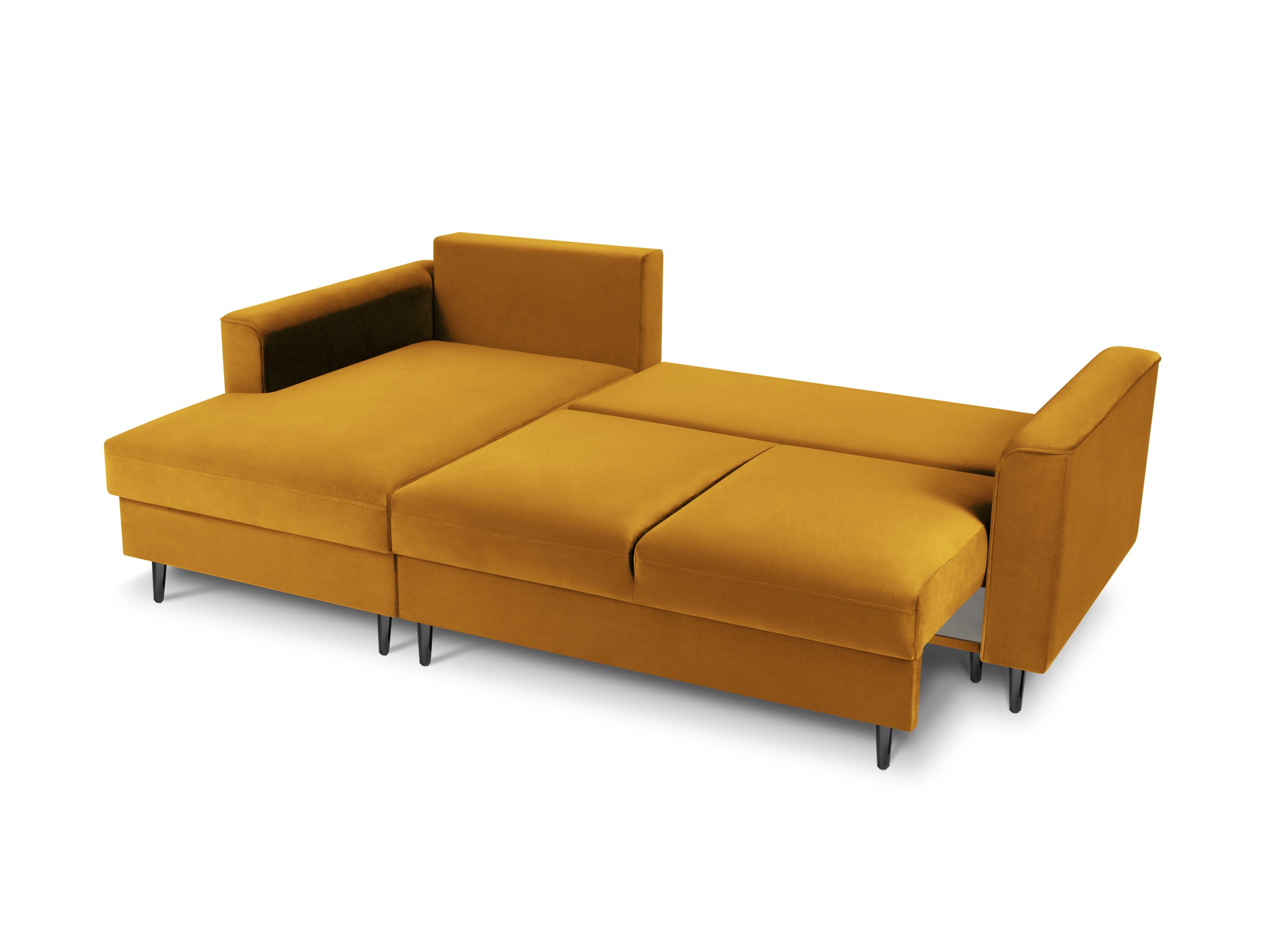 Narożnik lewostronny aksamitny z funkcją spania CARTADERA musztardowy z czarną podstawą Mazzini Sofas Eye on Design