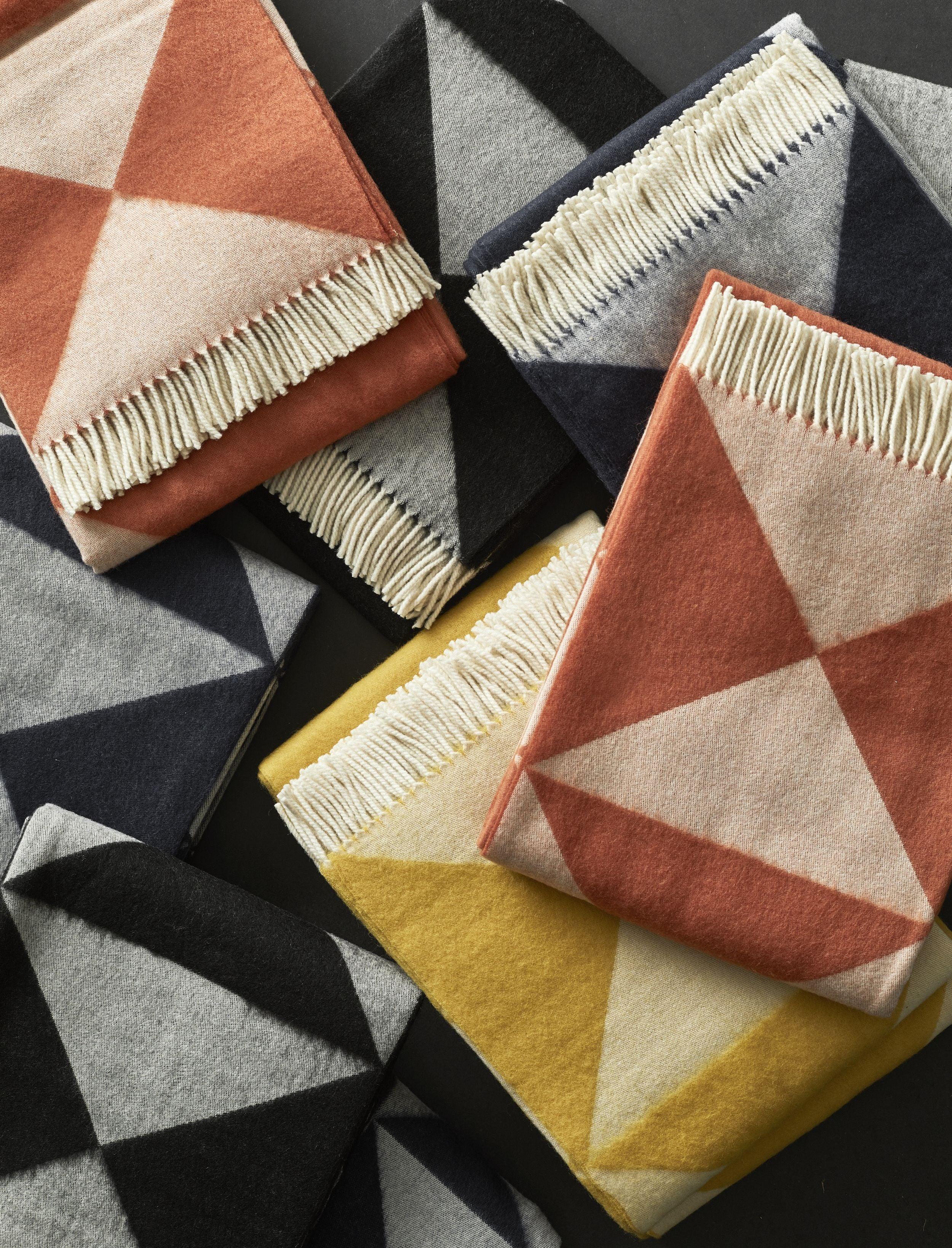 Narzuta MIRROR THROW pomarańczowy Verpan Eye on Design