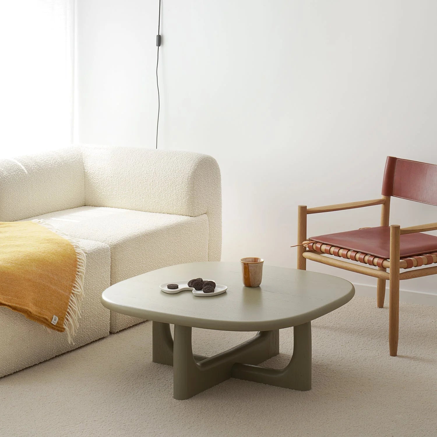 OLFO coffee table oak wood