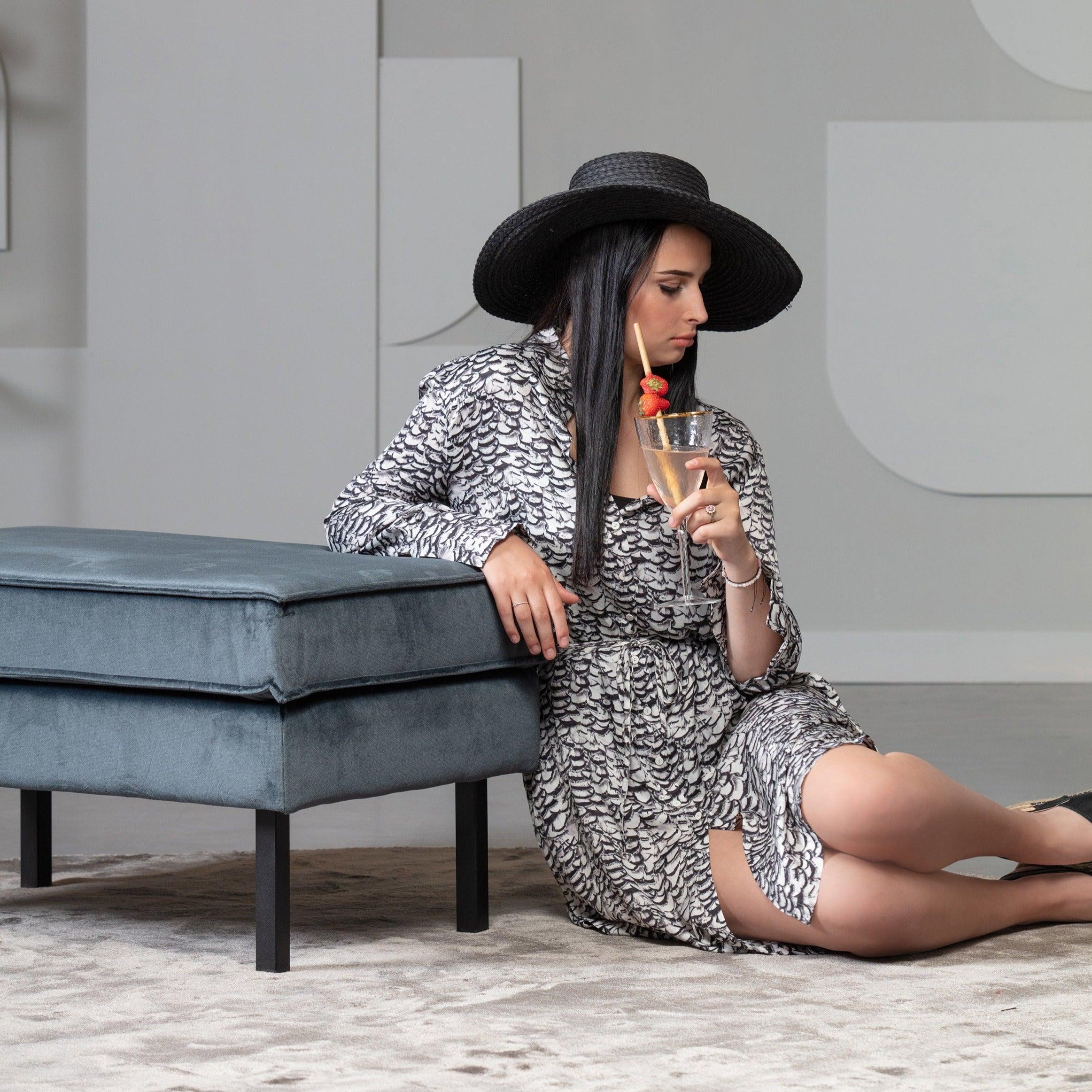 Podnóżek aksamitny RODEO morski Be Pure Eye on Design