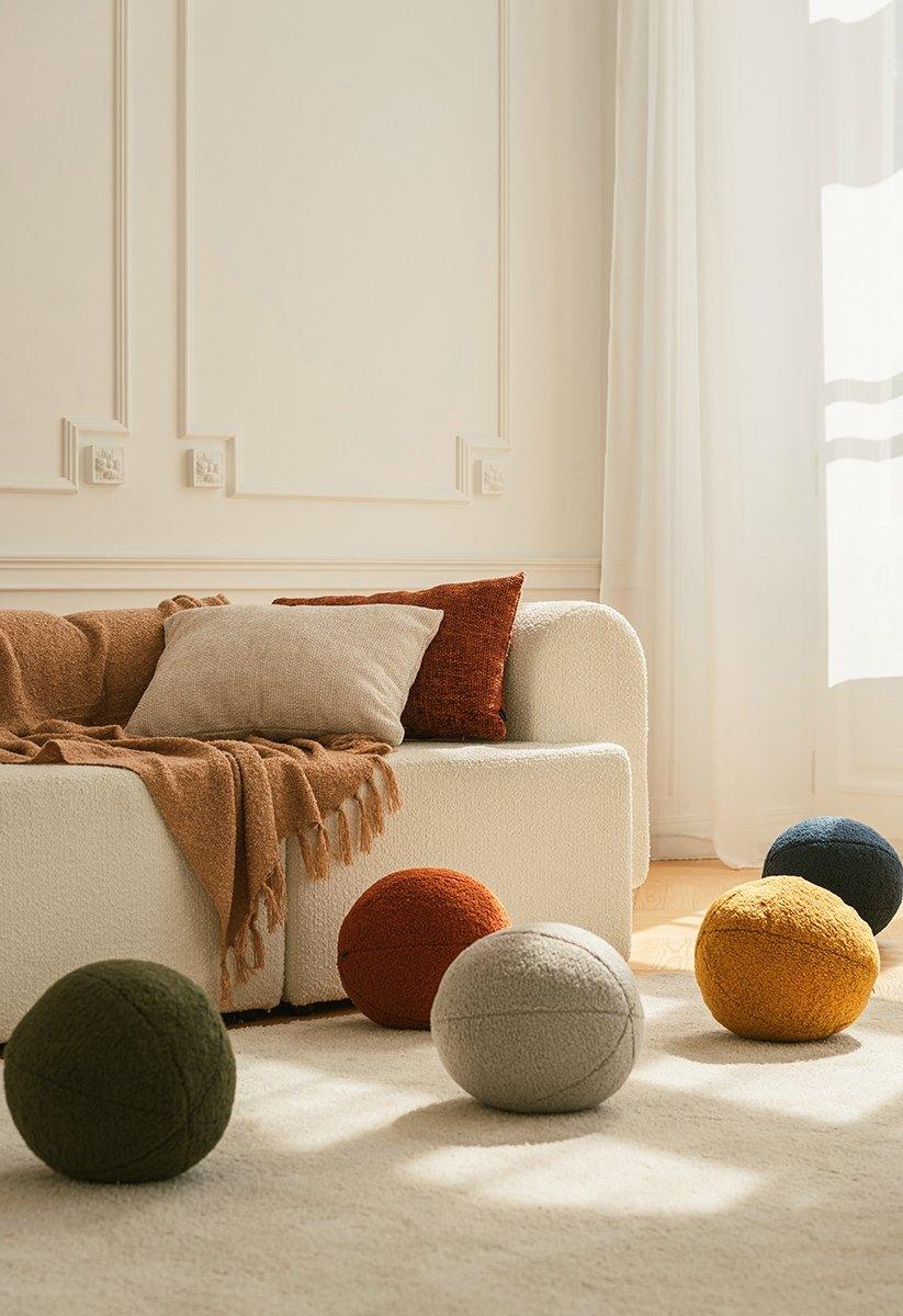 Poduszka dekoracyjna KULA różne kolory Poduszkowcy Eye on Design