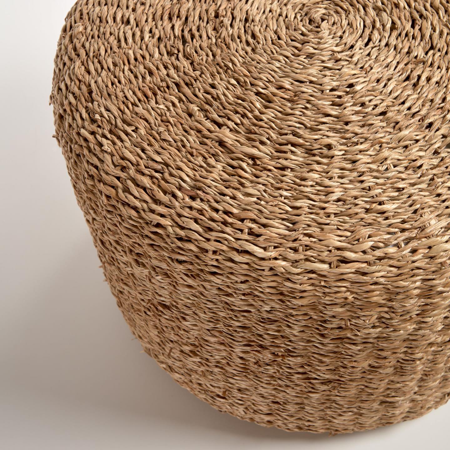 Puf SOMEINA trawa morska La Forma Eye on Design