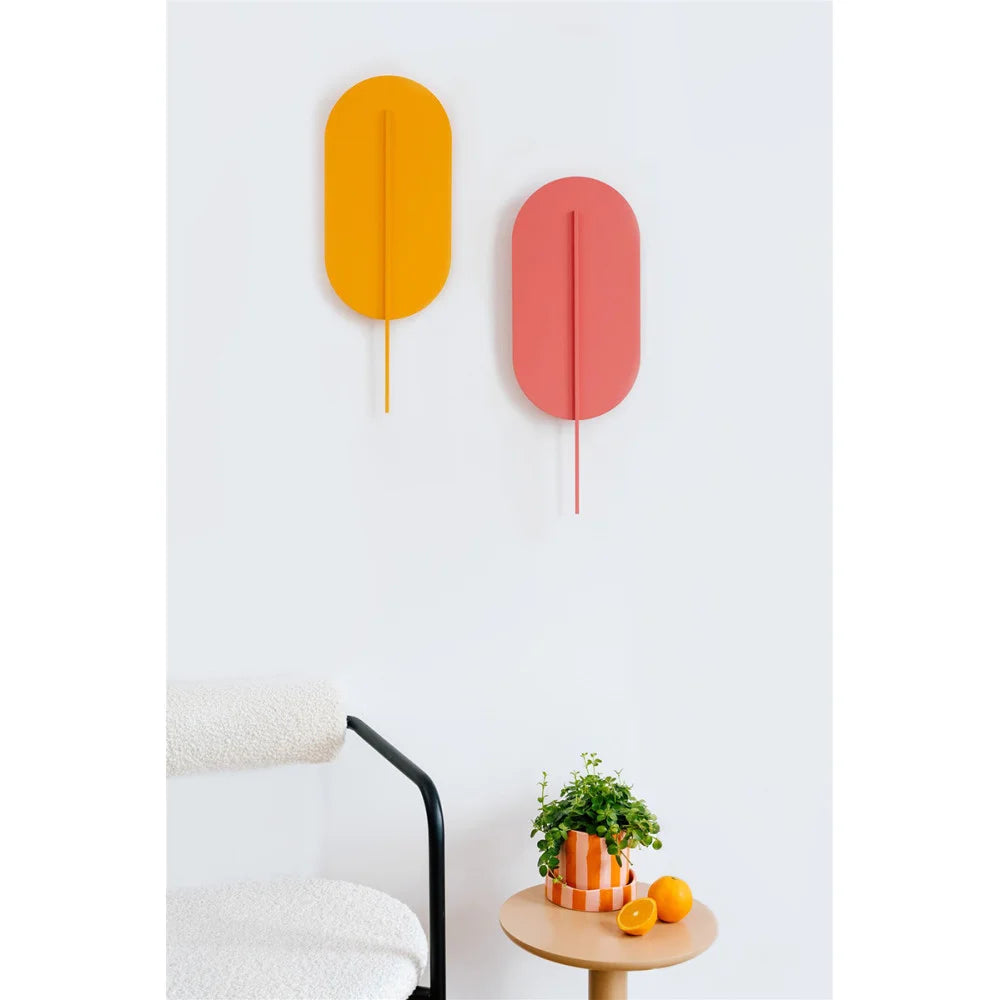 ROKKE wall lamp in red-orange