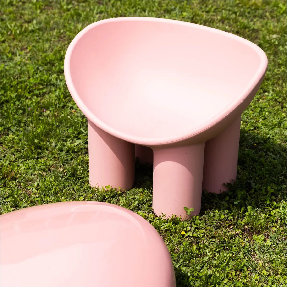 Rosa Poly -Poly -Sessel