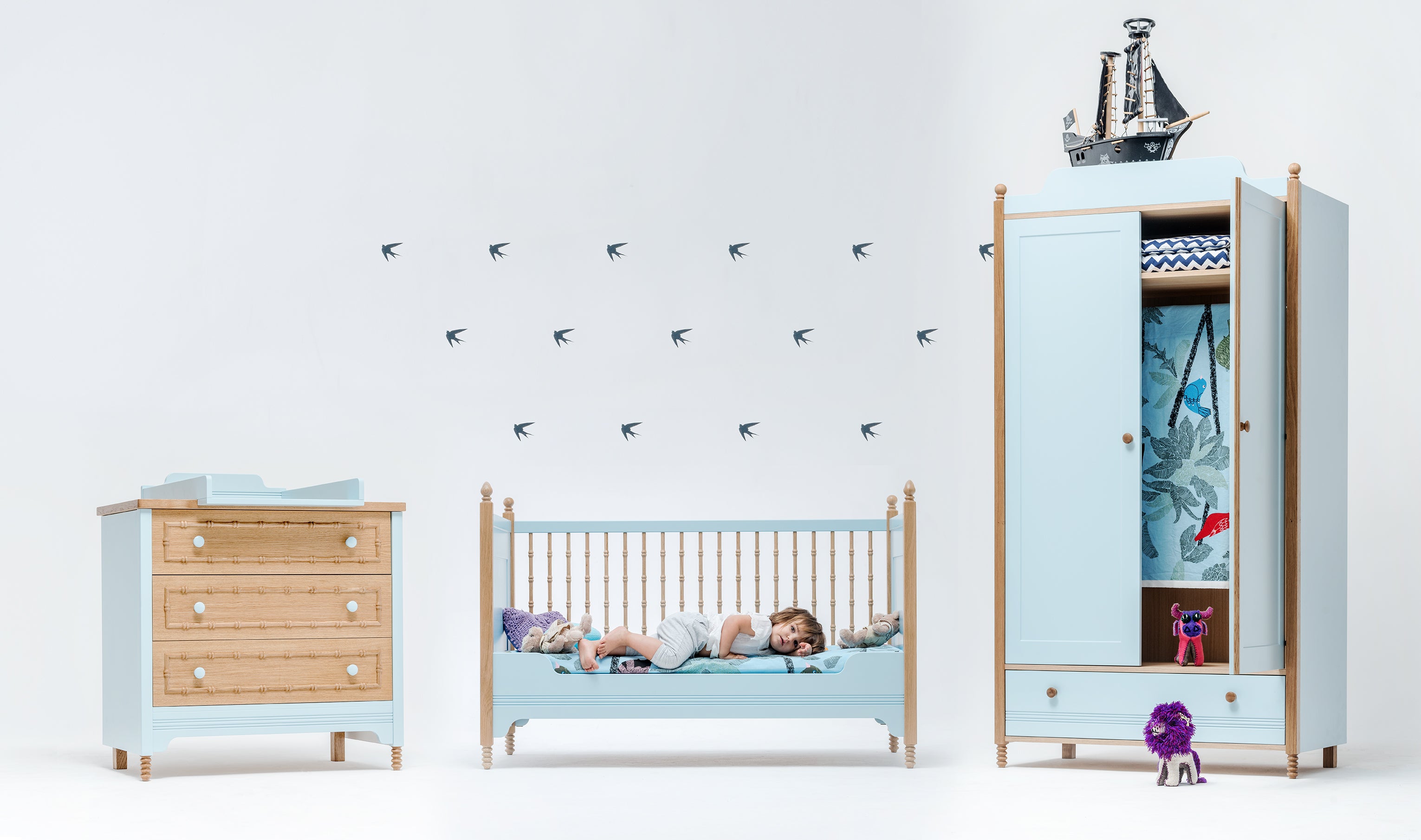 Children's dresser SOFIA 3 light blue