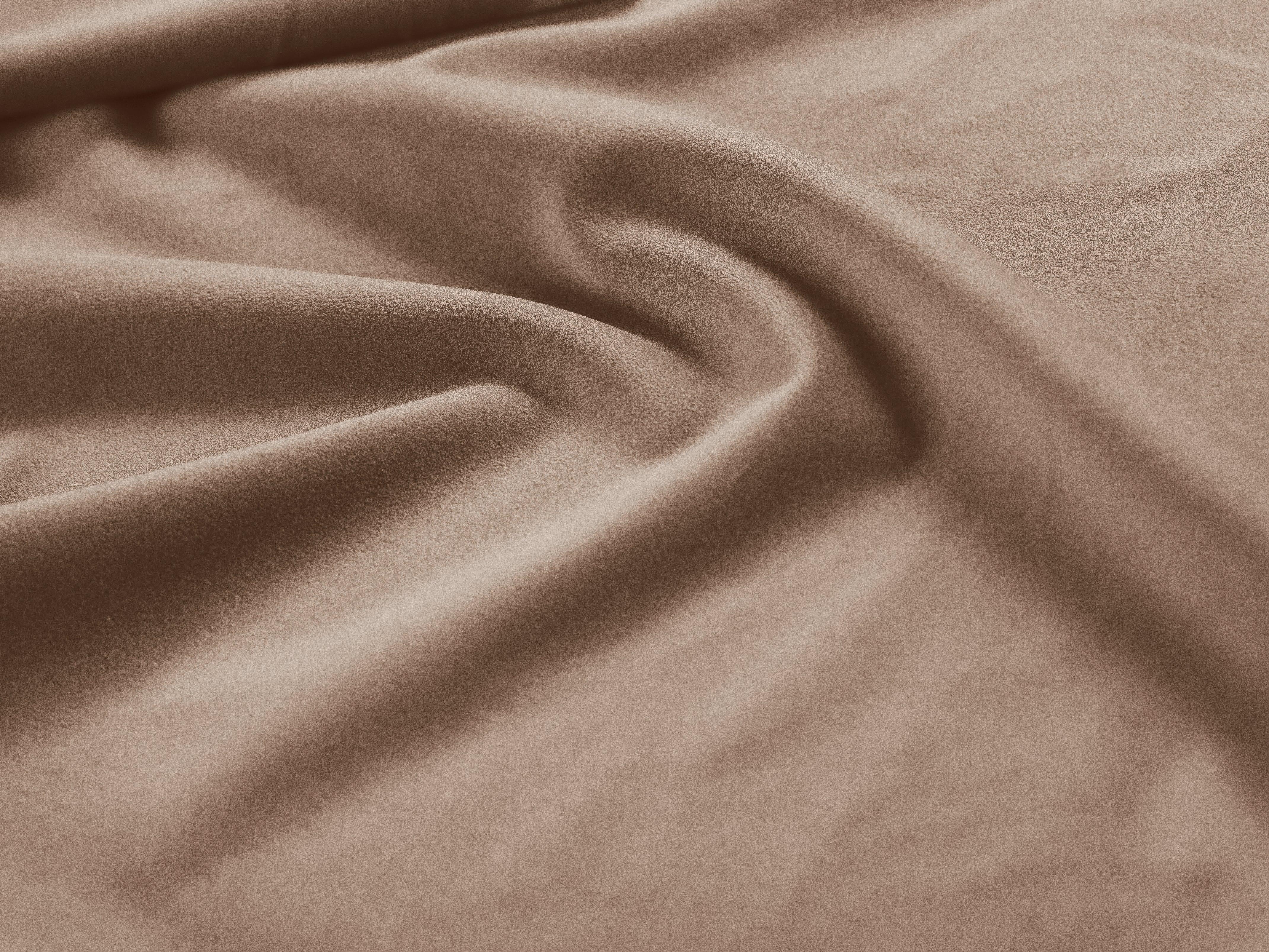 Sofa aksamitna 2-osobowa BALI beżowy z czarną podstawą Cosmopolitan Design Eye on Design