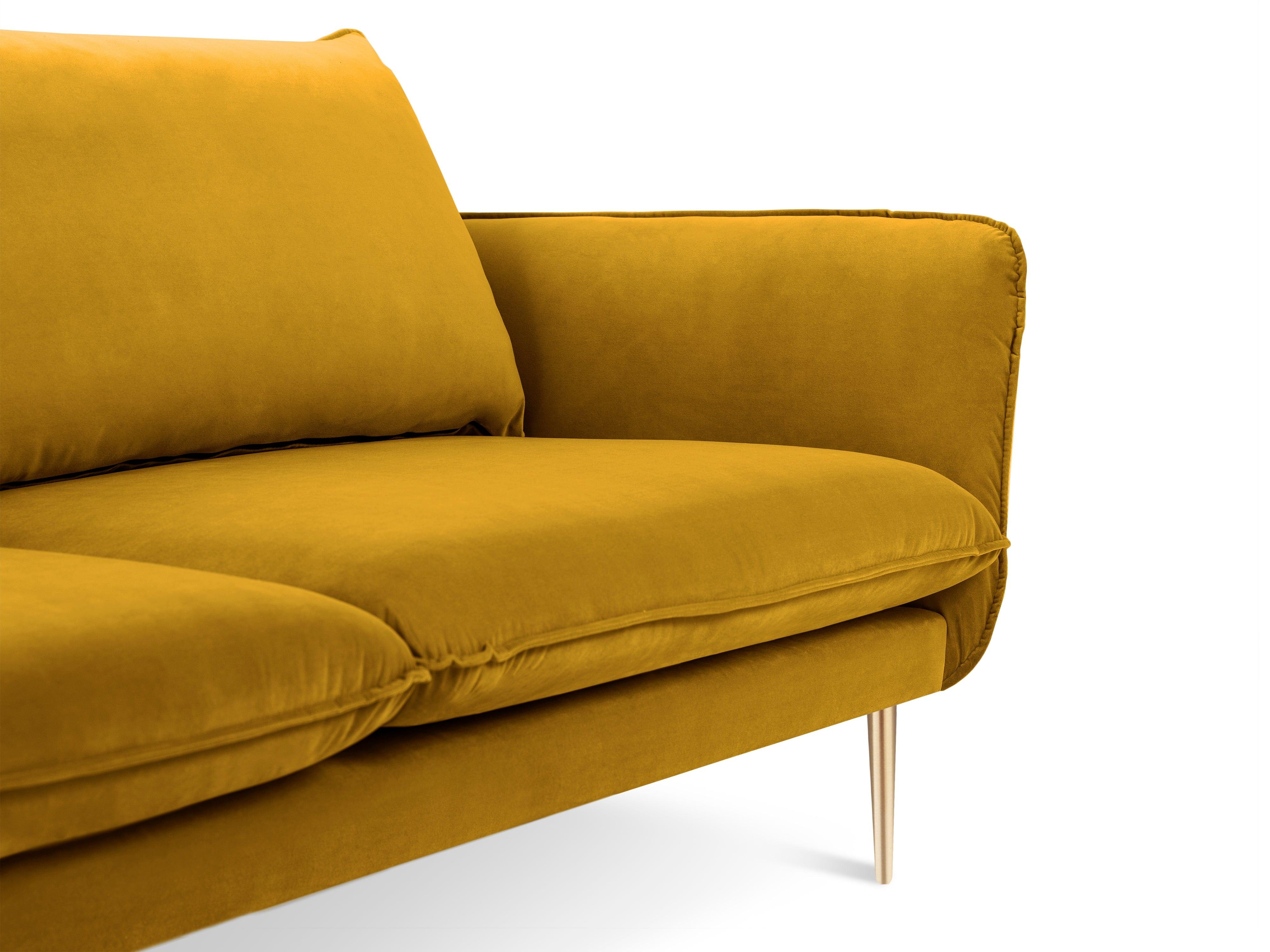 Sofa aksamitna 2-osobowa VIENNA żółty ze złotą podstawą Cosmopolitan Design Eye on Design