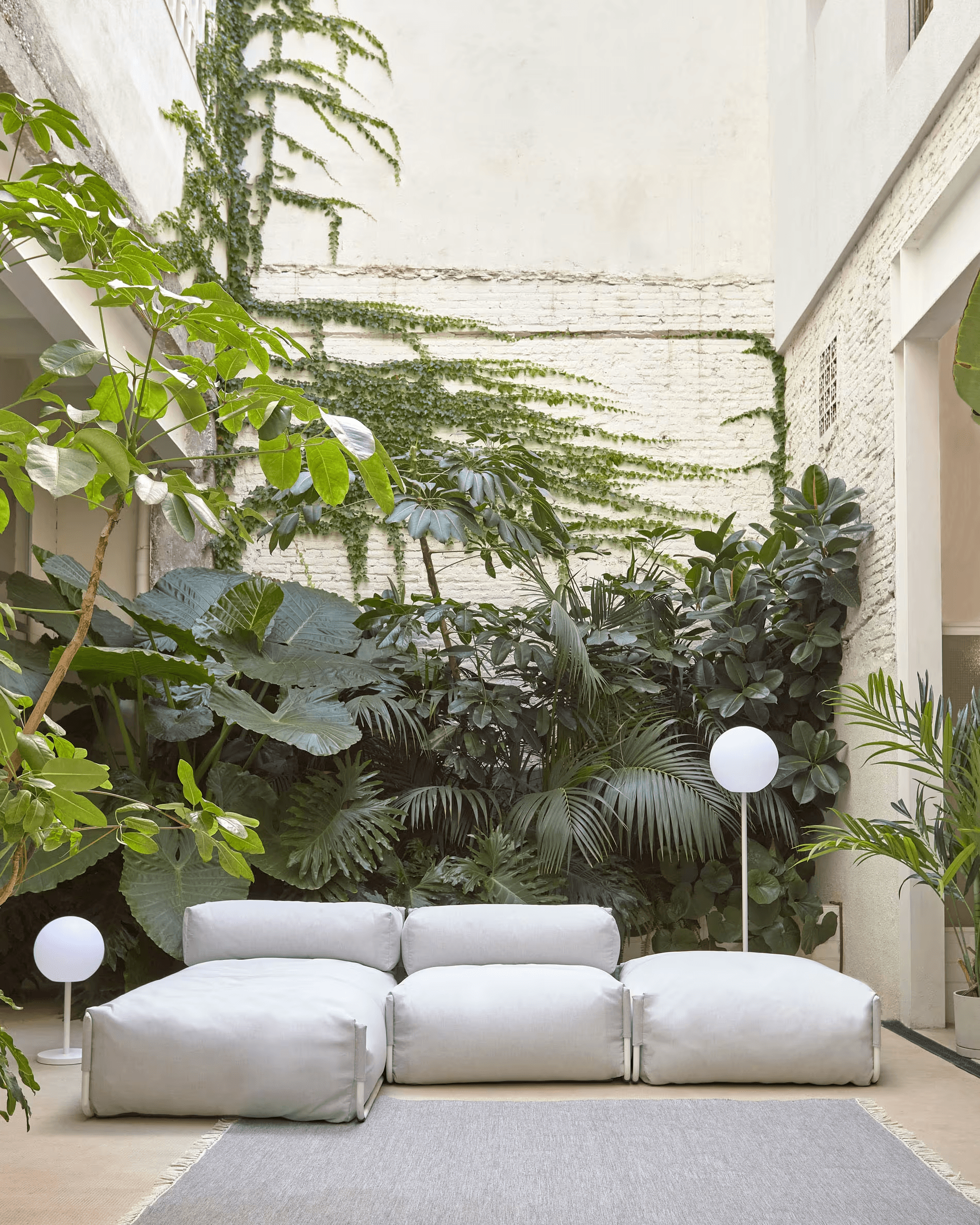 Sofa modułowa ogrodowa SQUARE - fotel jasnoszary La Forma Eye on Design