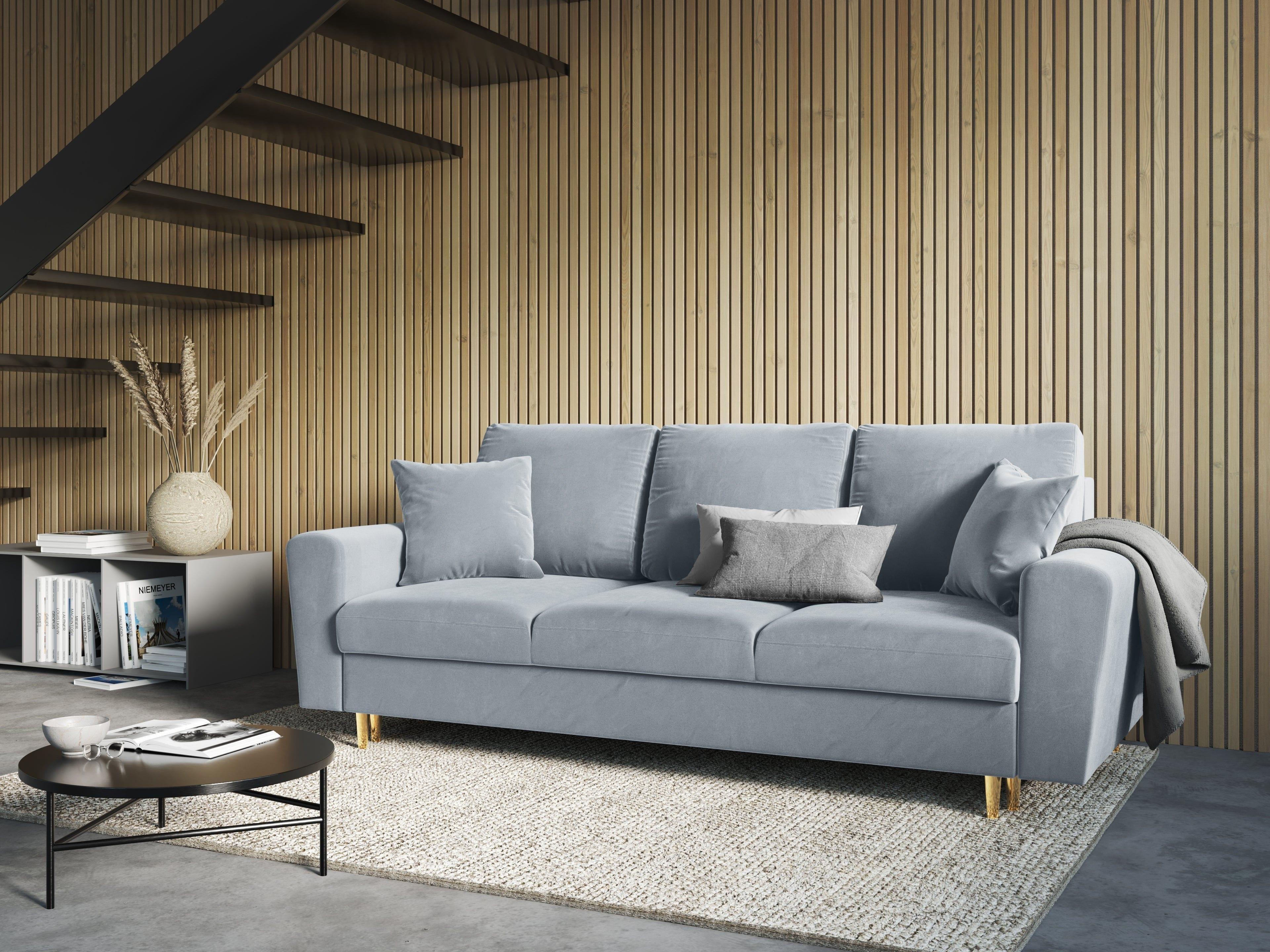 Sofa z funkcją spania KYOTO jasnoniebieski ze złotą podstawą Cosmopolitan Design Eye on Design