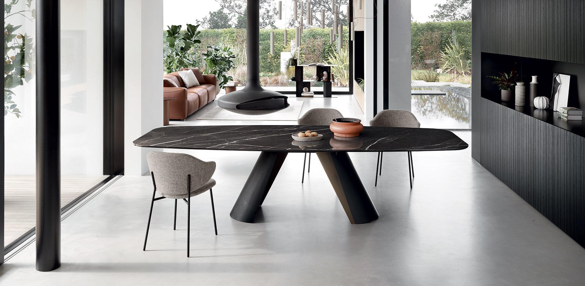 Stół APIAN piaskowy marmur Calligaris Eye on Design